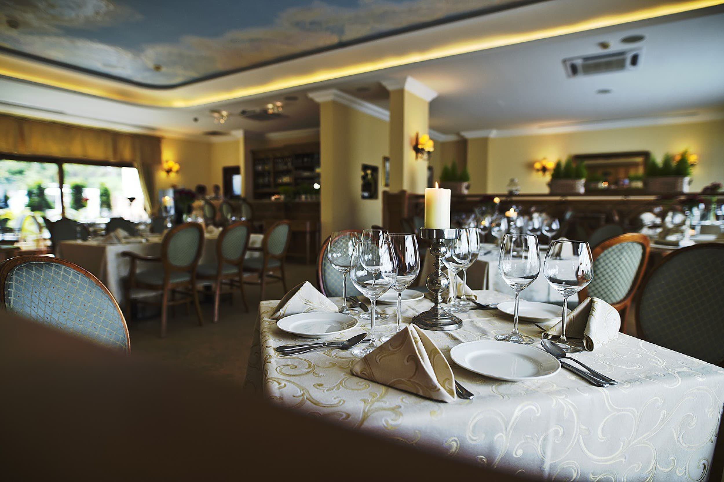 Luksusowy Pobyt (1 Noc, 2 Osoby) | Hotel Włoski | Poznań