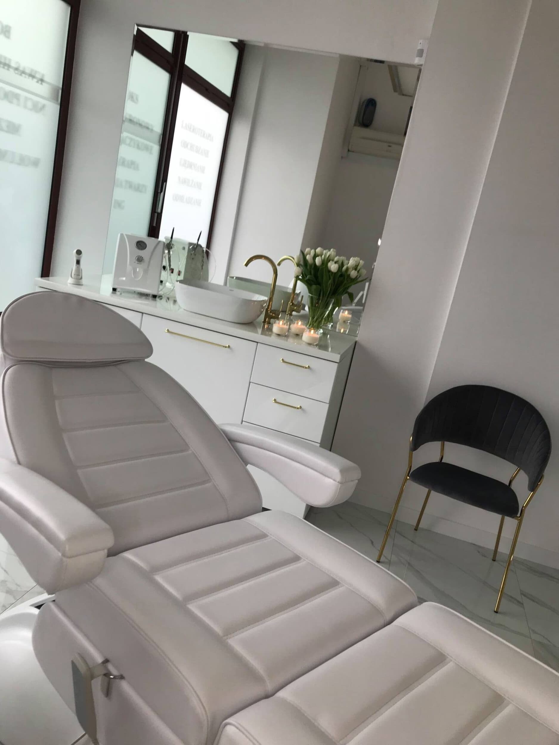 Karta Podarunkowa Belanovska Clinic & SPA | Warszawa  | Wyjątkowy Prezent