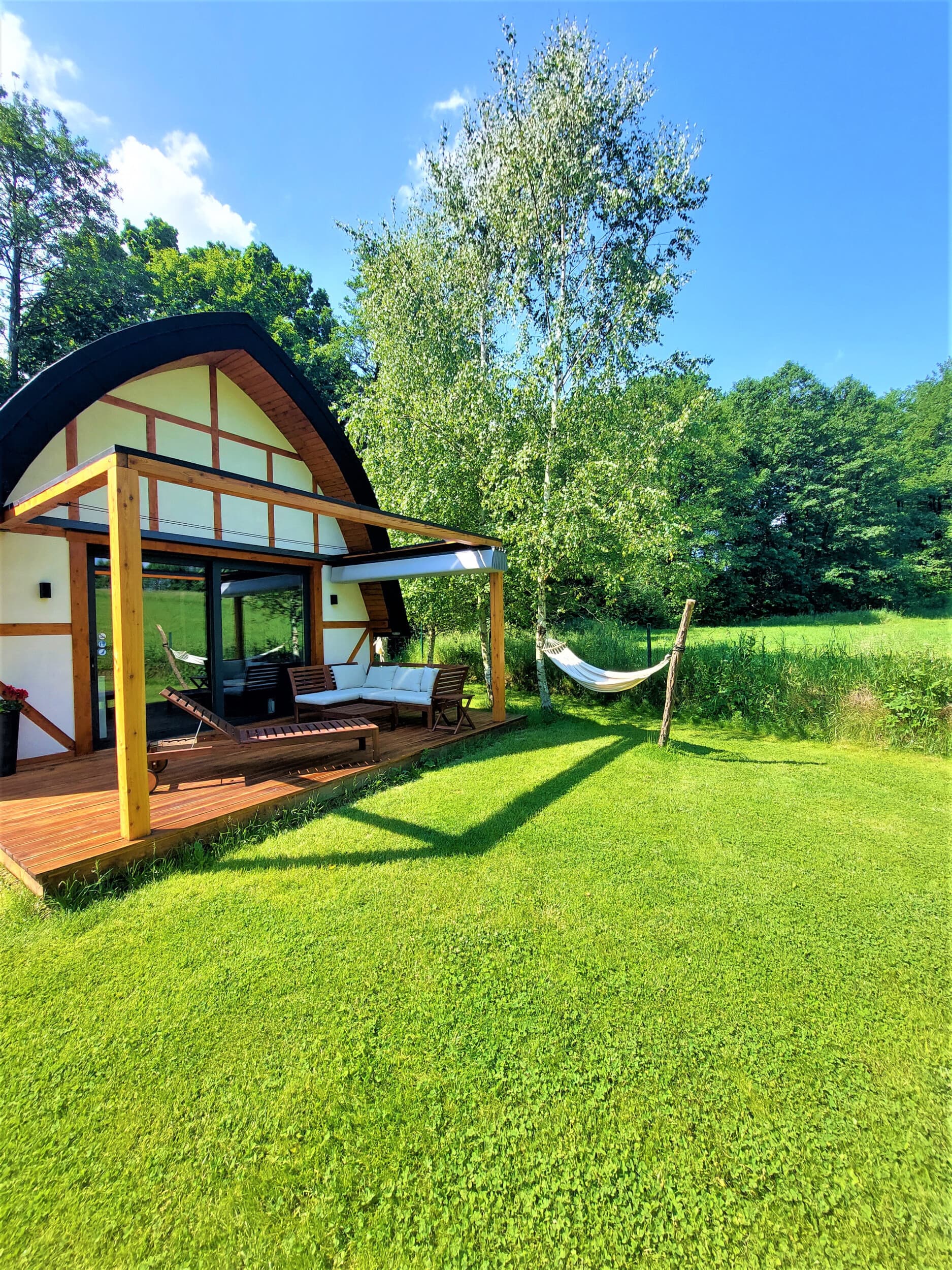 Rodzinny Pobyt w Eko-Domku (2 Noce, 1-5 Osób) | Sen & Wino | Katowice (okolice) | Wyjątkowy Prezent