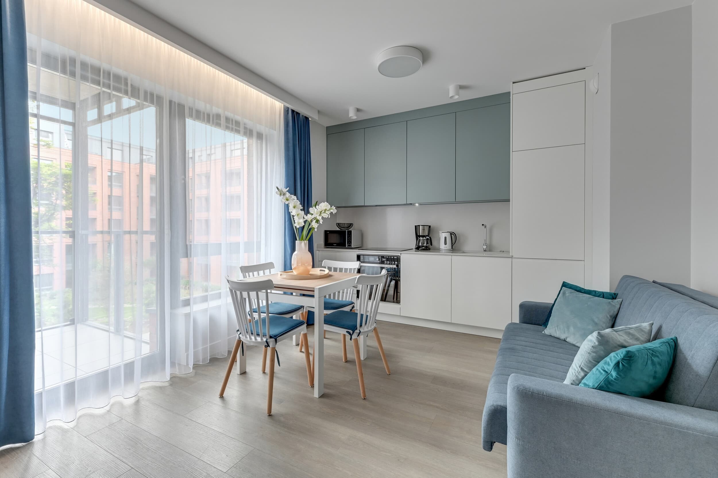 Niezapomniany Pobyt (2 noce, 1-4 osoby) | Lion Apartments  | Wyjątkowy Prezent