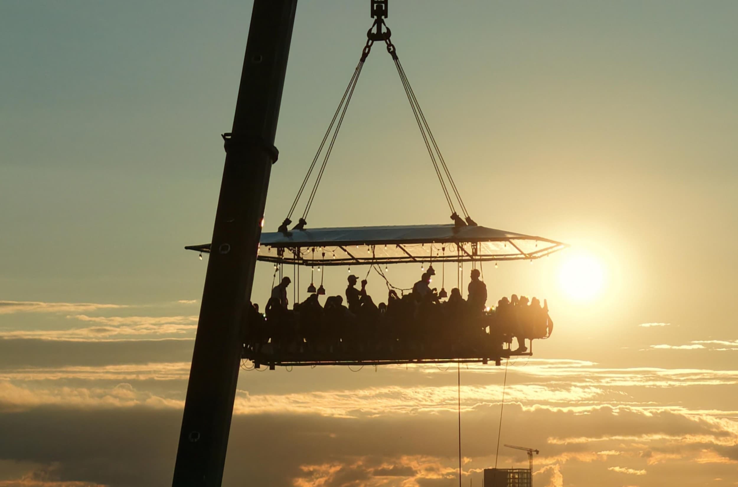 Dinner in The Sky dla Dwojga | Wiele Lokalizacji | Wyjątkowy Prezent