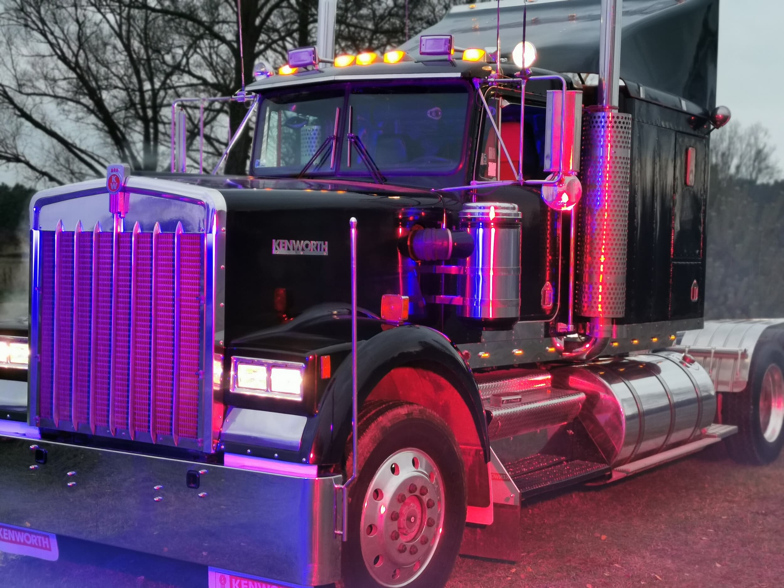 Ostra Jazda Amerykańską Ciężarówką Kenworth W900 | Warszawa (okolice) | Wyjątkowy Prezent