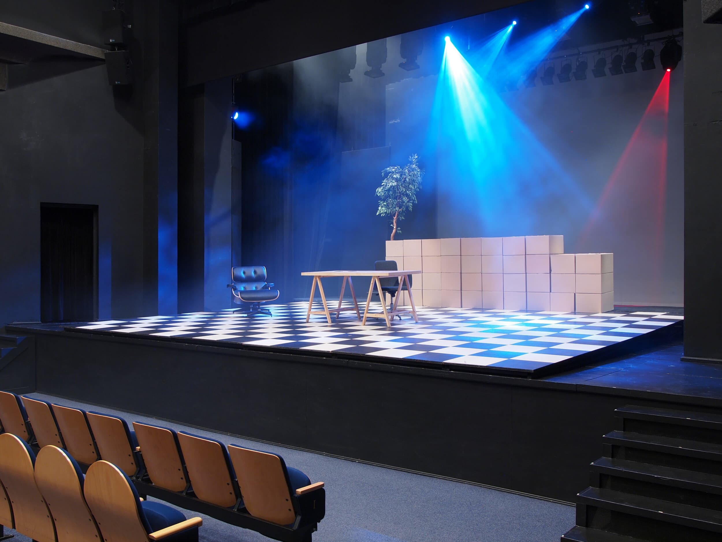 Spektakl w Teatrze Syrena z Kolacją | Warszawa  | Wyjątkowy Prezent