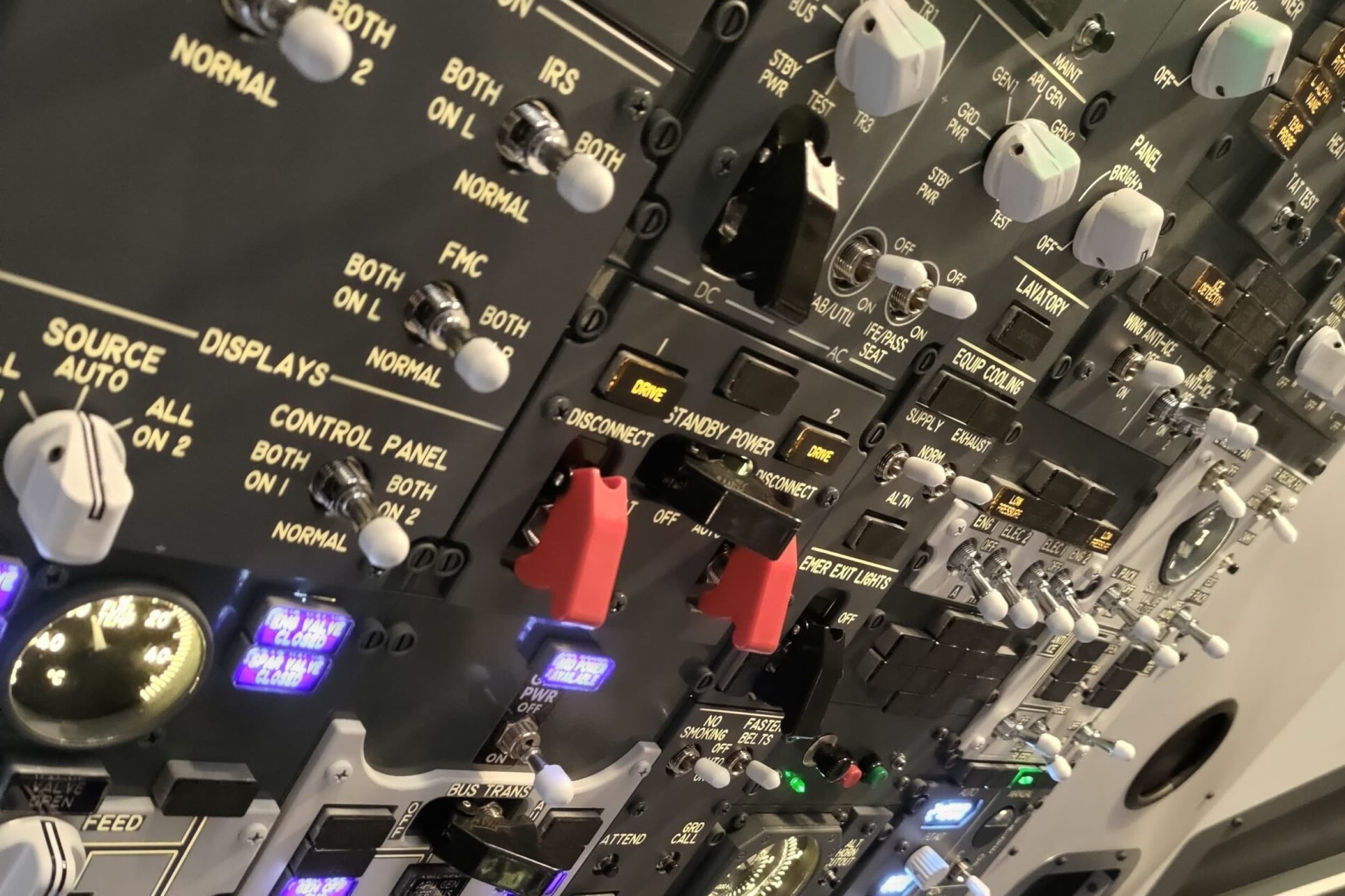 Lot w Symulatorze Boeing 737 Max (60 minut) | Warszawa