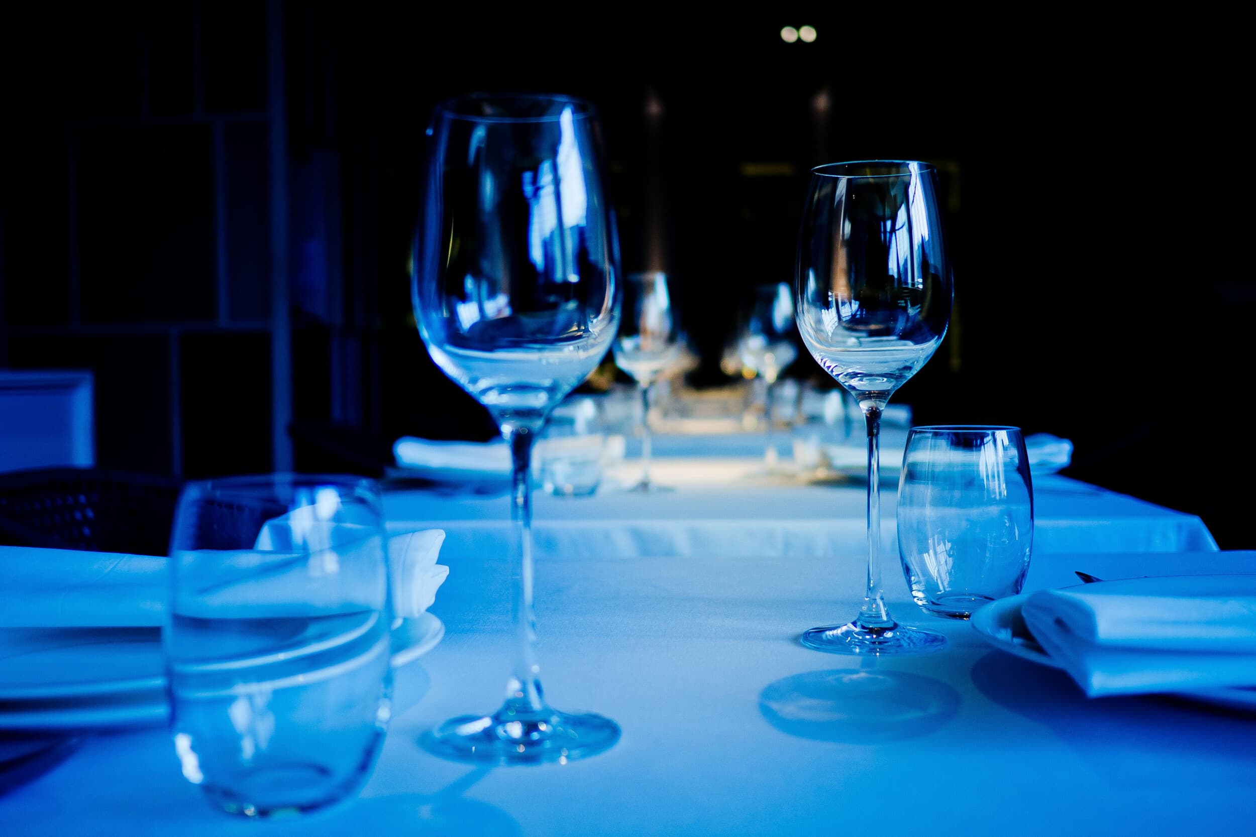 Kolacja w Ciemności VIP dla Dwojga z Pobytem w Hotelu | Dine in the Dark | Wiele lokalizacji
