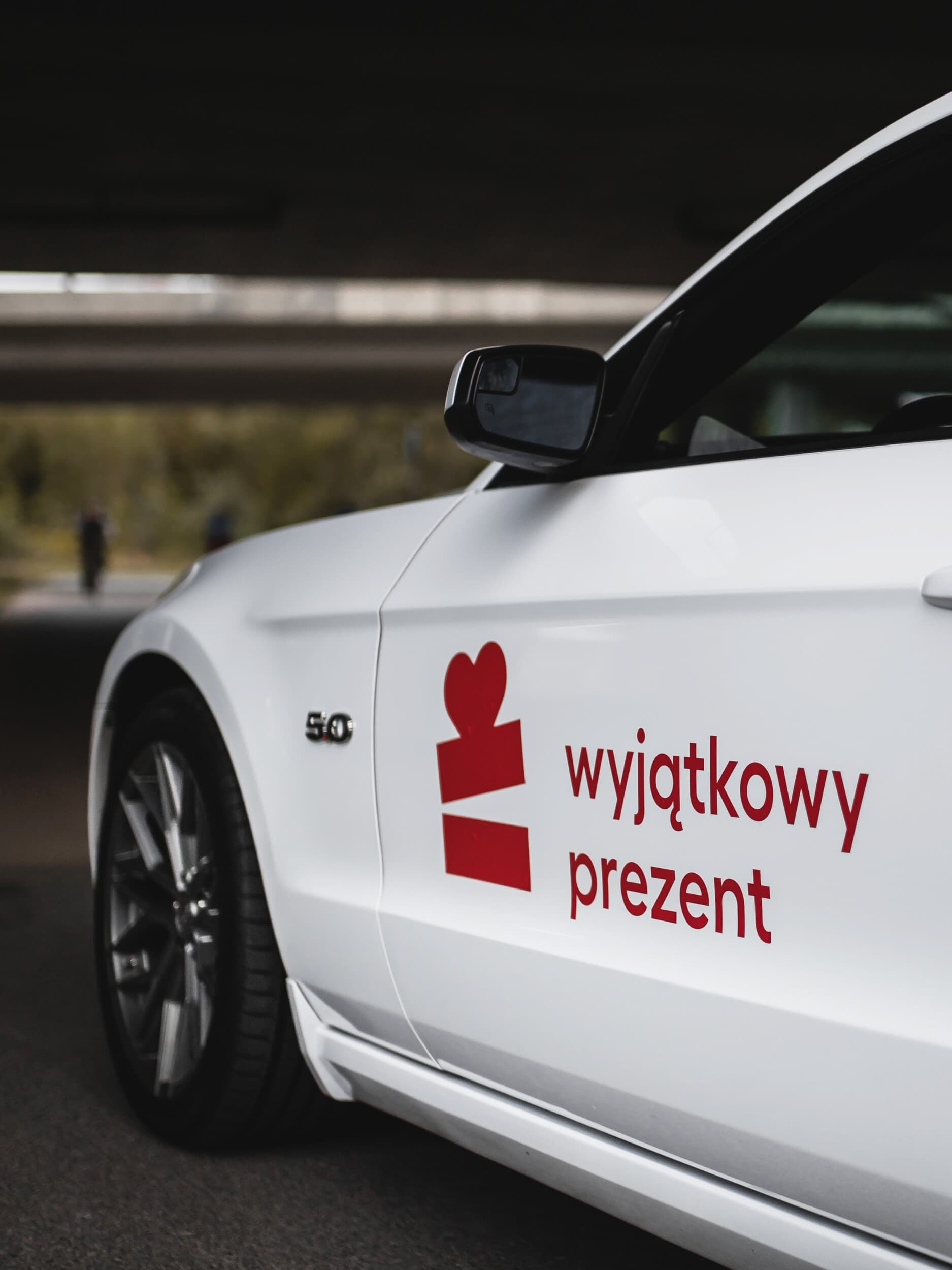 Poszalej Mustangiem Ulicami Miasta | Wiele Lokalizacji | Wyjątkowy Prezent