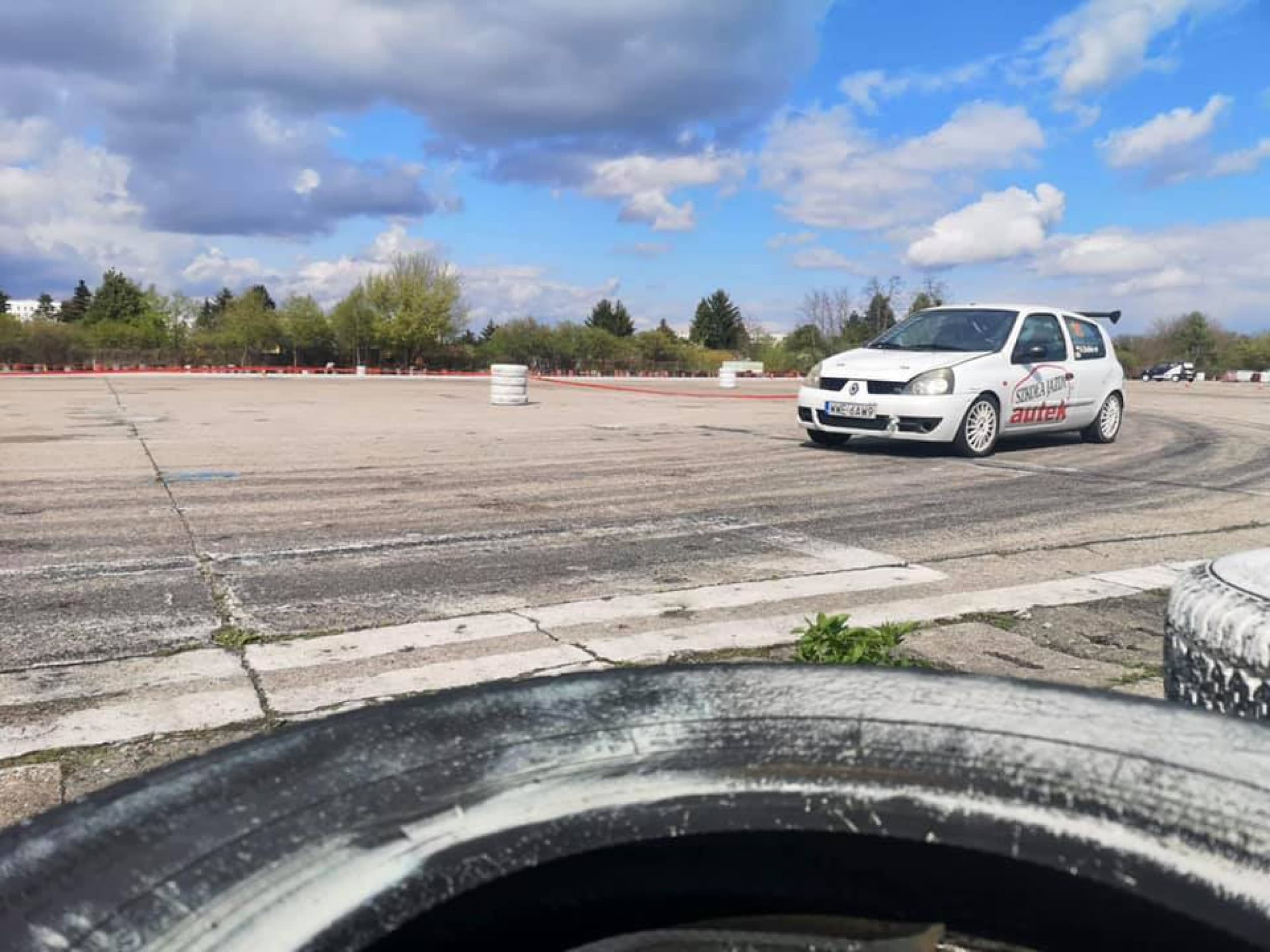 Szkolenie na Płycie Poślizgowej | Legionowo (okolice) 