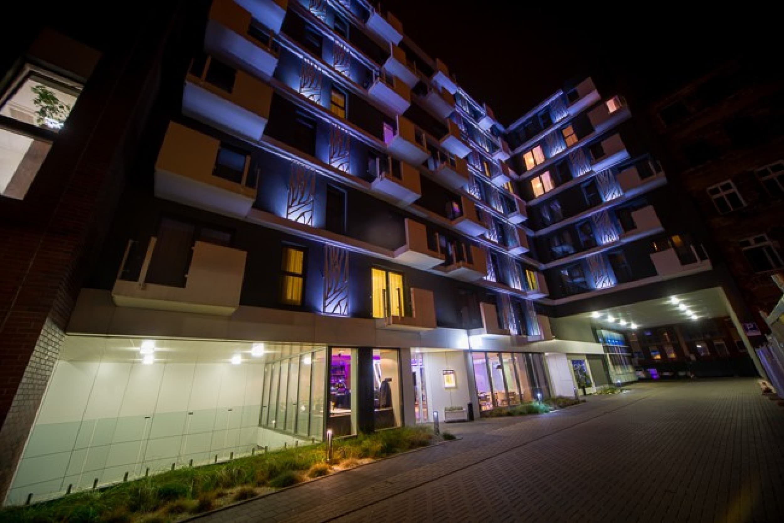 Romantyczny Pobyt (2 Noce, 2 Osoby) | Hotel InVite | Wrocław