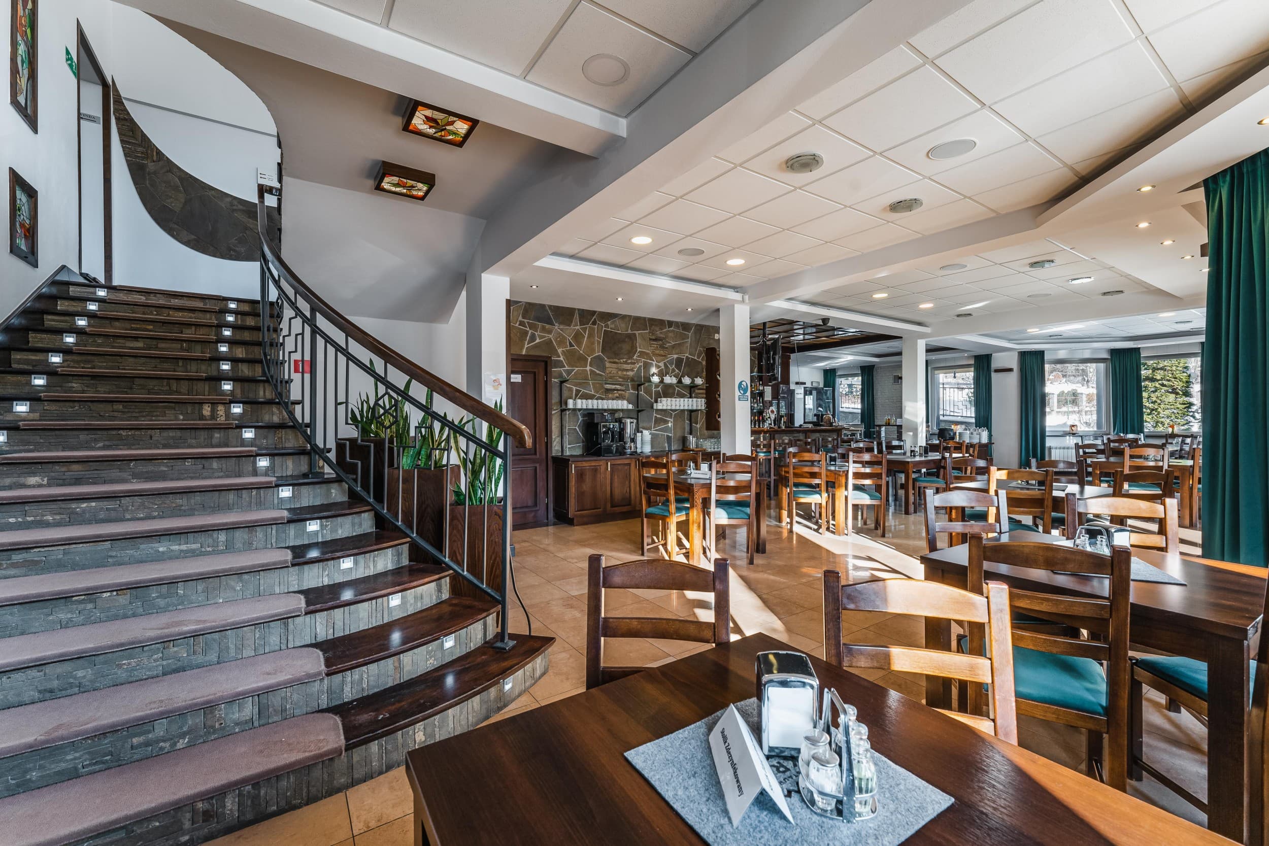 Odprężający Pobyt (4 Noce, 2 Osoby) | Hotel Smile*** | Szczawnica