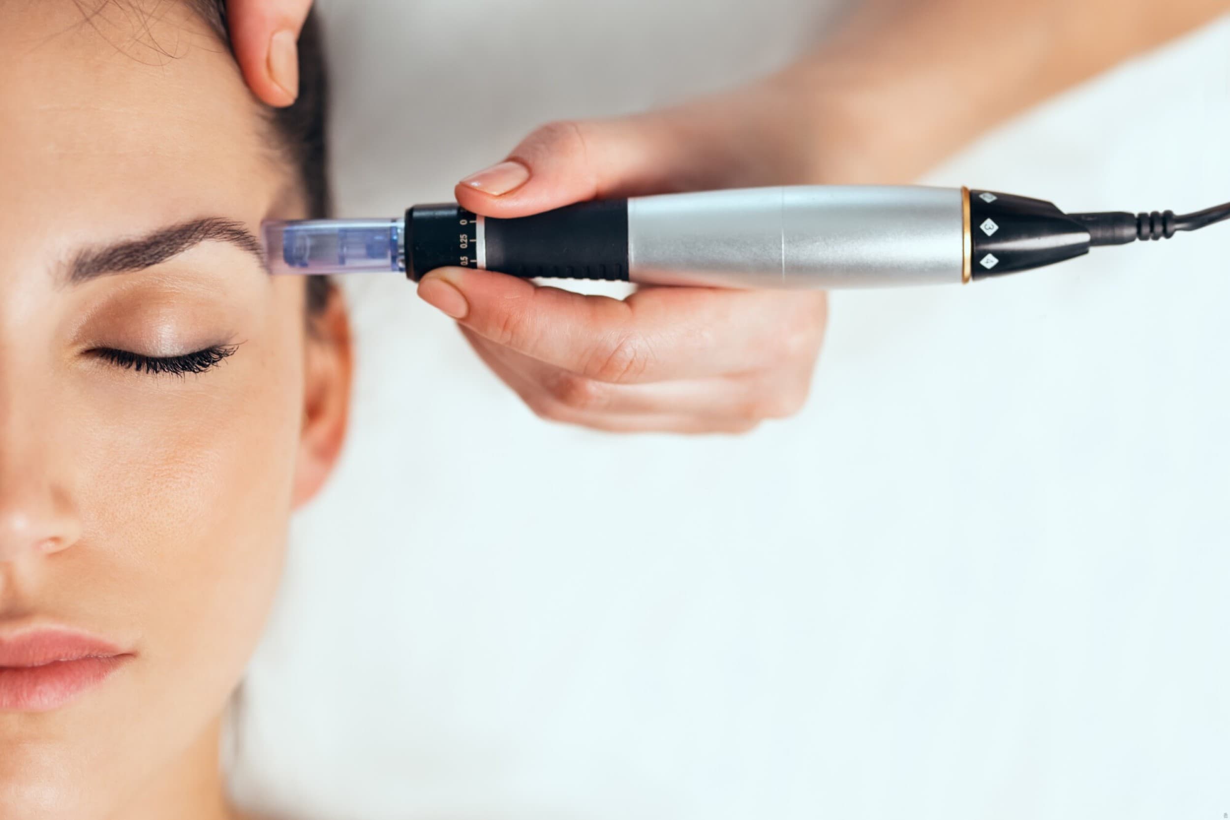 Mezoterapia Mikroigłowa na Twarz, Szyję i Dekolt "Nano Crystal Pen" | Bielsko-Biała | Wyjątkowy Prezent