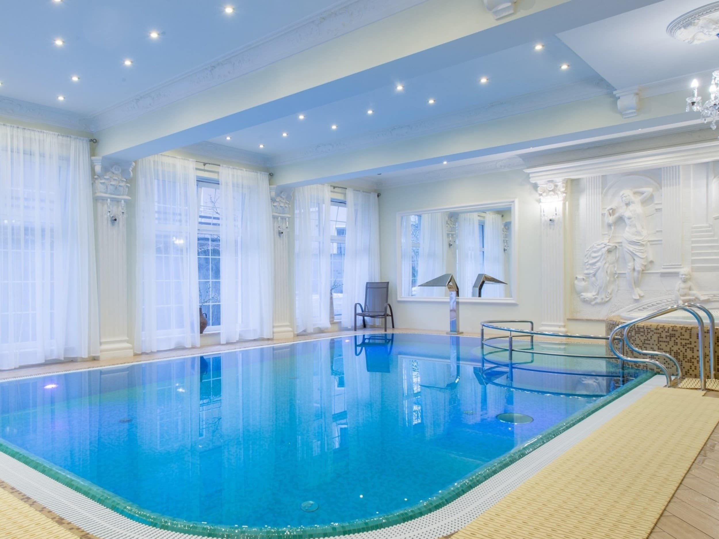 Romantyczny Pobyt (2 Noce, 2 Osoby) | Hotel Solar Palace Spa & Wellness | Mrągowo