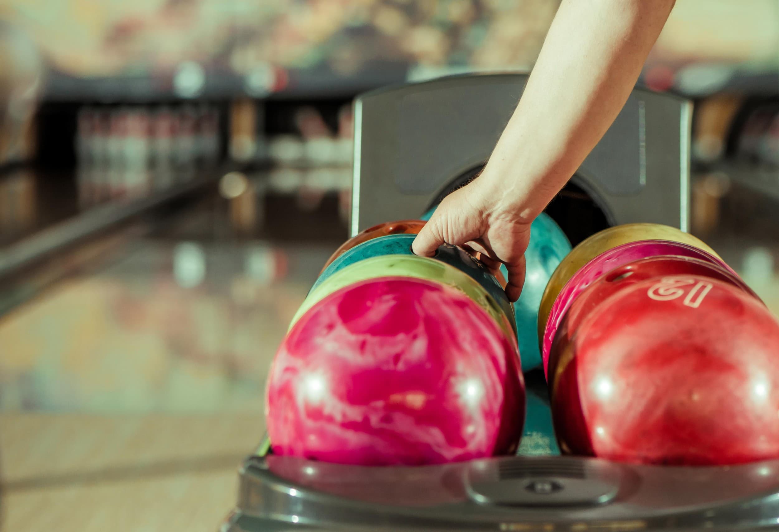 Poznaj Hyper Bowling dla Przyjaciół | Kalisz  | Wyjątkowy Prezent