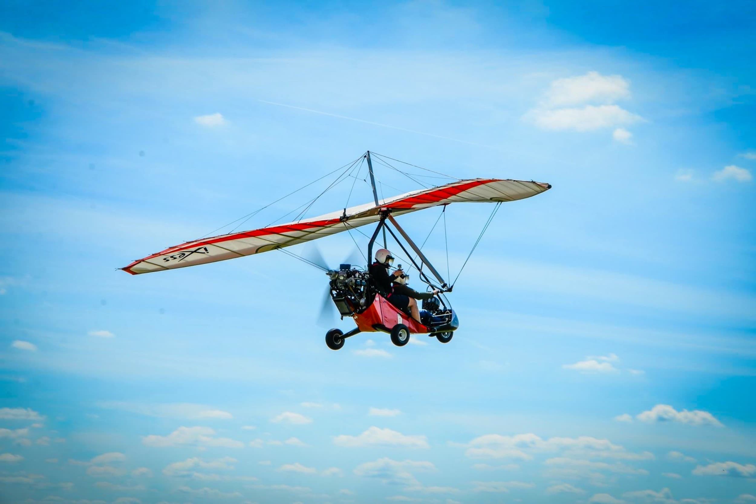 Zostań Pilotem Motolotni (60 minut) | Wysoka | Wyjątkowy Prezent