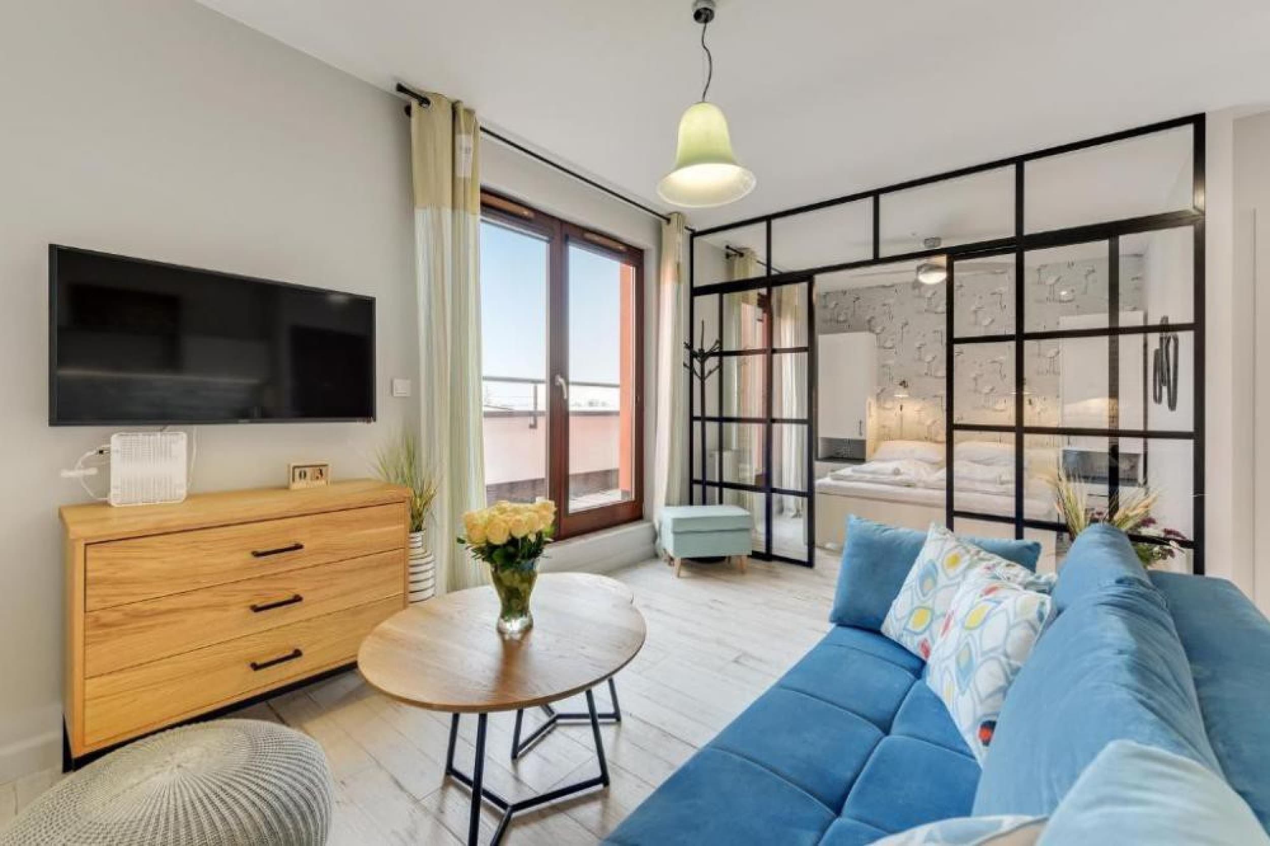 Luksusowy Pobyt (2 Noce, 4 Osoby) | Apartamenty Aura | Gdańsk