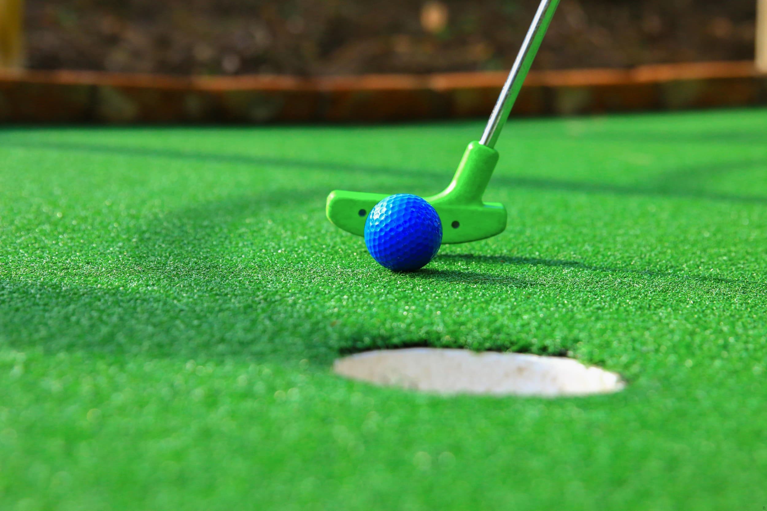 Minigolf dla Rodziny | Bardo | Wyjątkowy Prezent