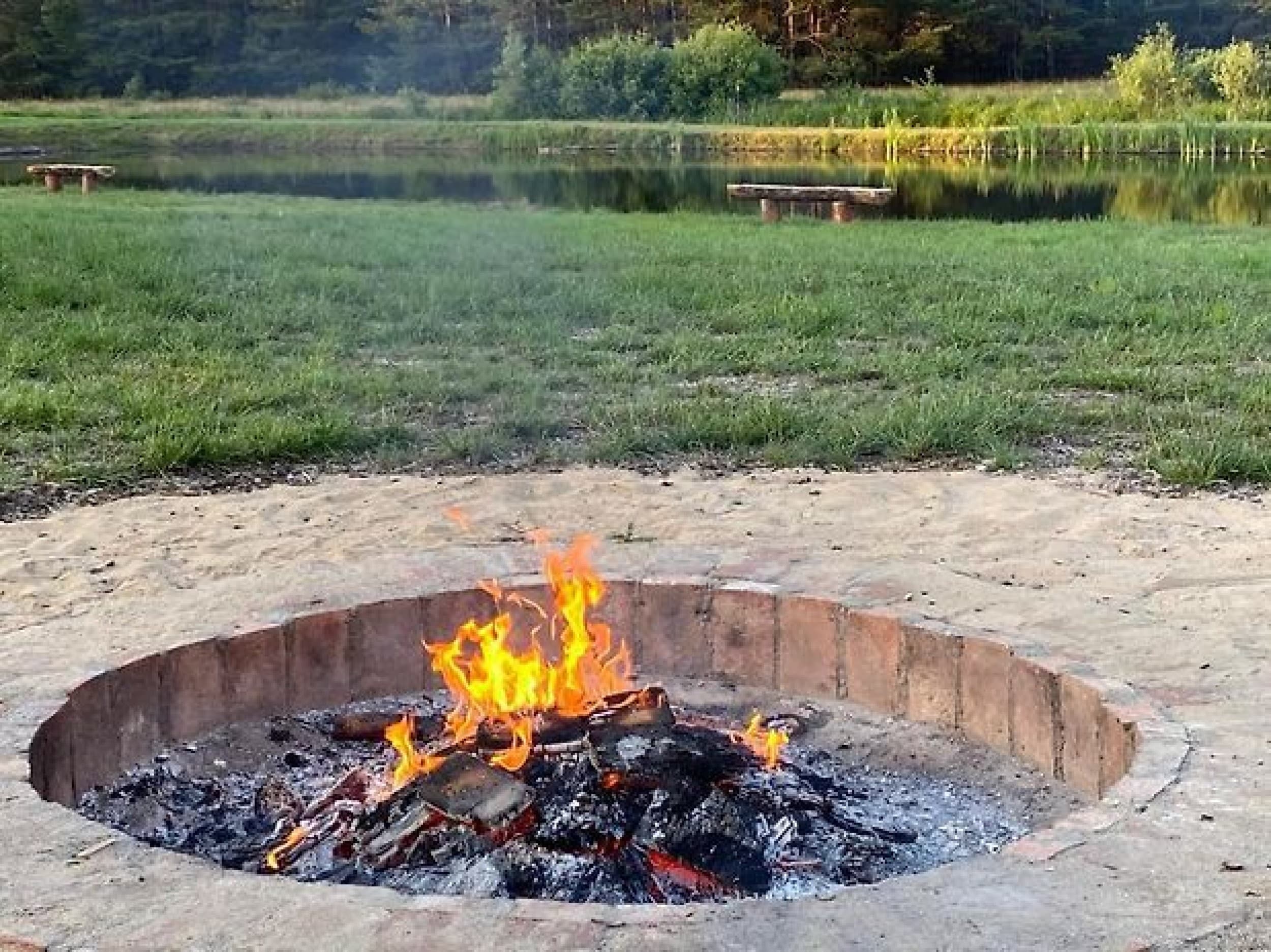 Odprężający Pobyt w Namiocie "Safari"  (2 Noce, 1-4 Osoby) | Glamping Kwiejcówka | Kwiejce | Wyjątkowy Prezent