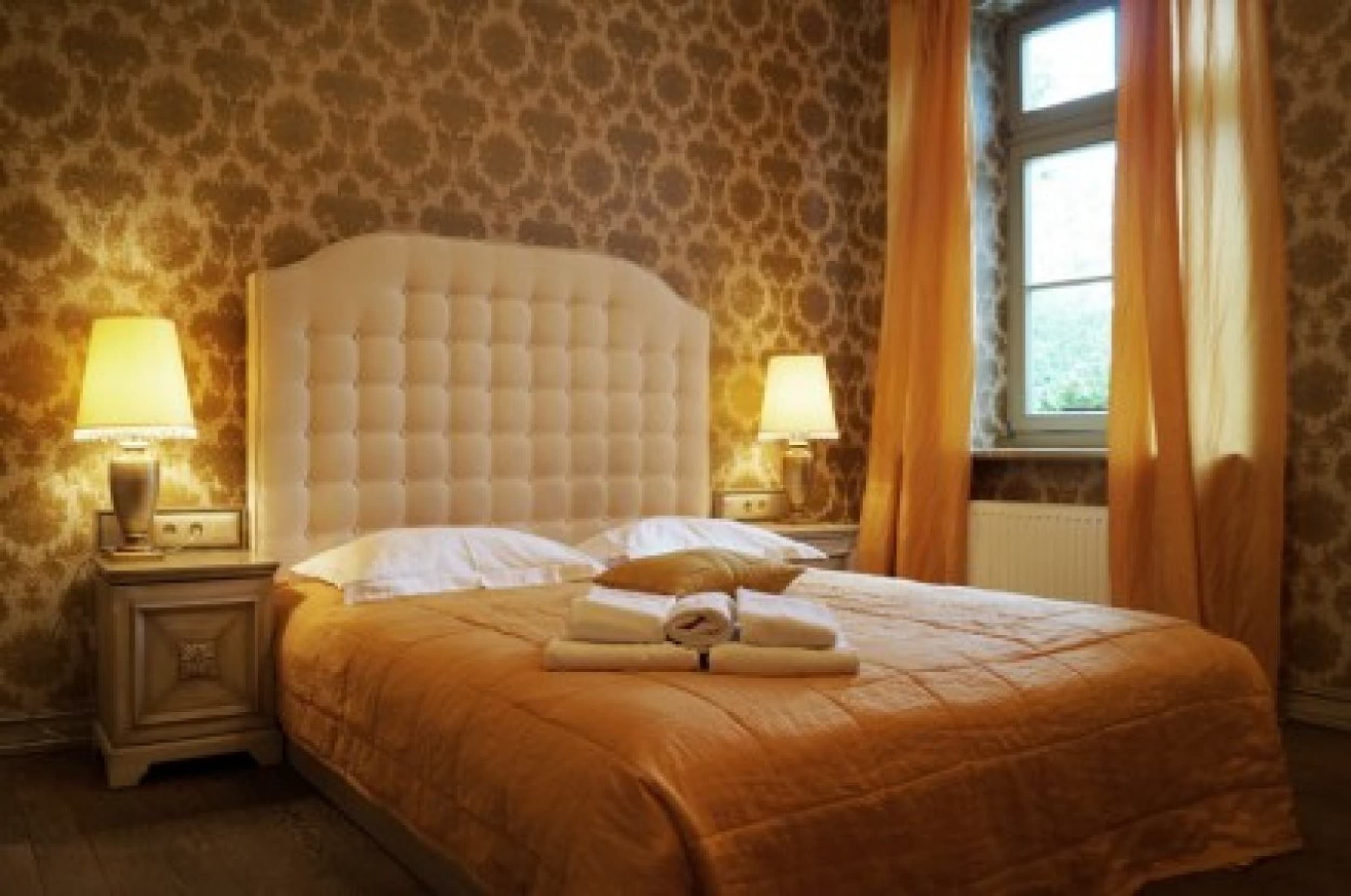 Romantyczny Pobyt (1 Noc, 2 Osoby) | Berberys Park Hotel | Kazimierz Dolny | Wyjątkowy Prezent