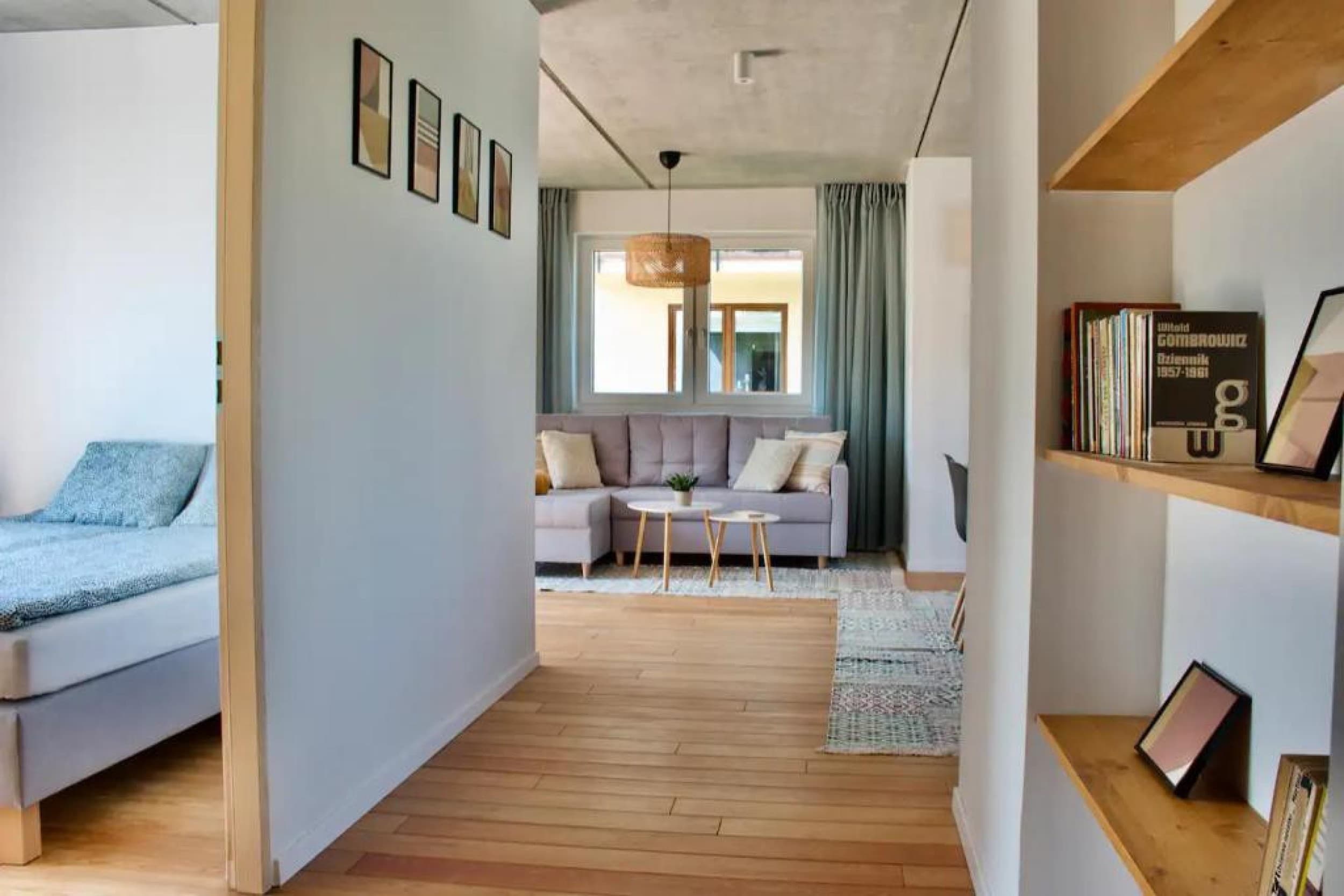 Pobyt w Apartamencie (2 Noce, 1-4 Osoby) | Apartamenty nad morzem AHOJ & LABA | Gdynia | Wyjątkowy Prezent