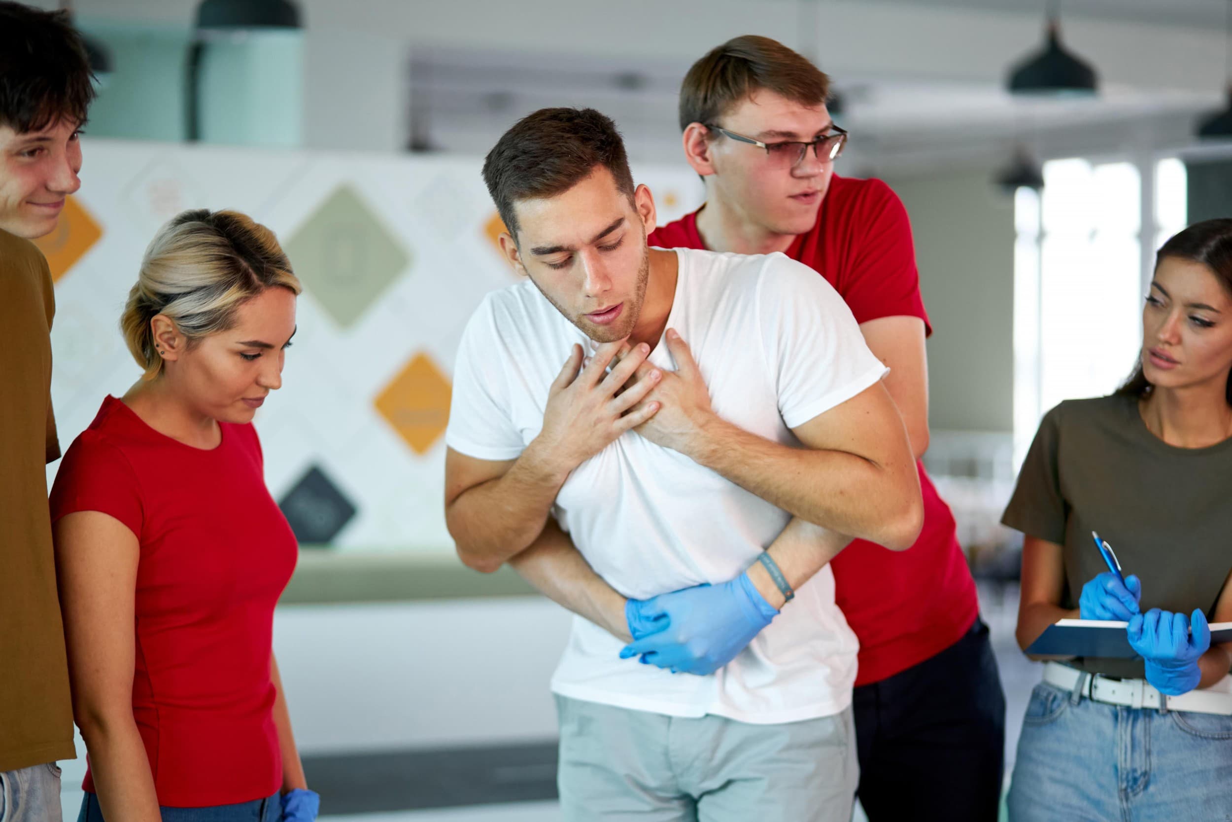 Kurs Pierwszej Pomocy w Systemie Edukacyjnym EFR | Gliwice | Wyjątkowy Prezent