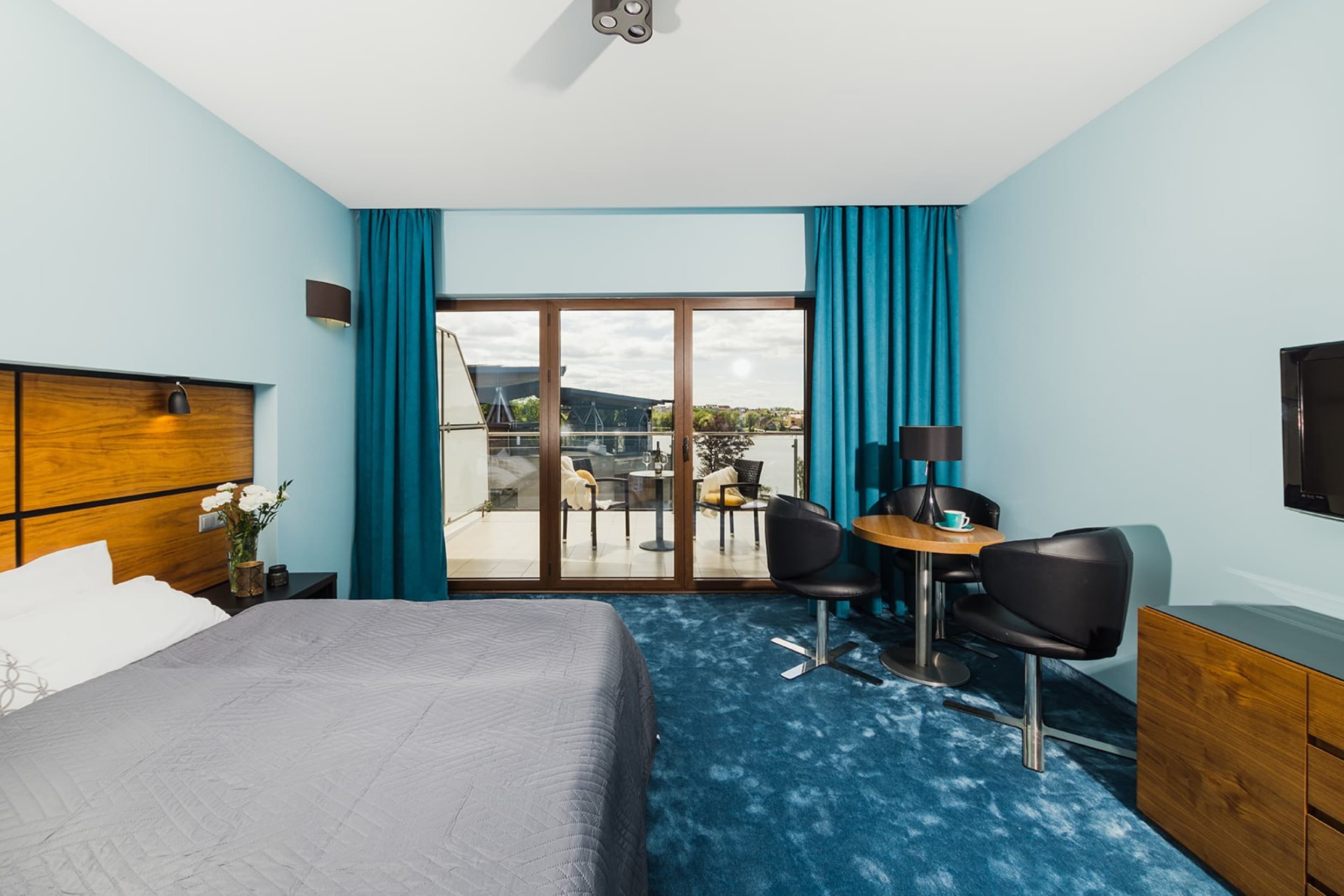 Pobyt na Mazurach (1 Noc, 2 Osoby) | Apartamenty Willa Port | Ostróda