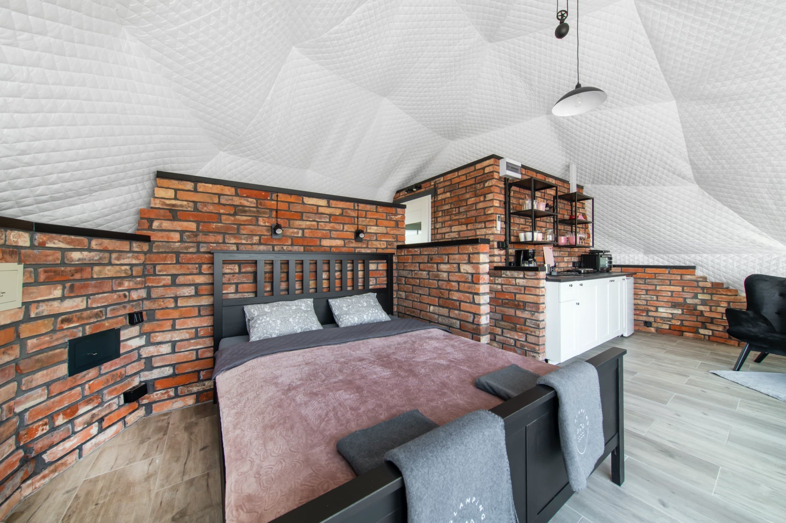 Rekreacyjny Glamping (2 Noce, 2 Osoby) | N-Glamping | Strużal
