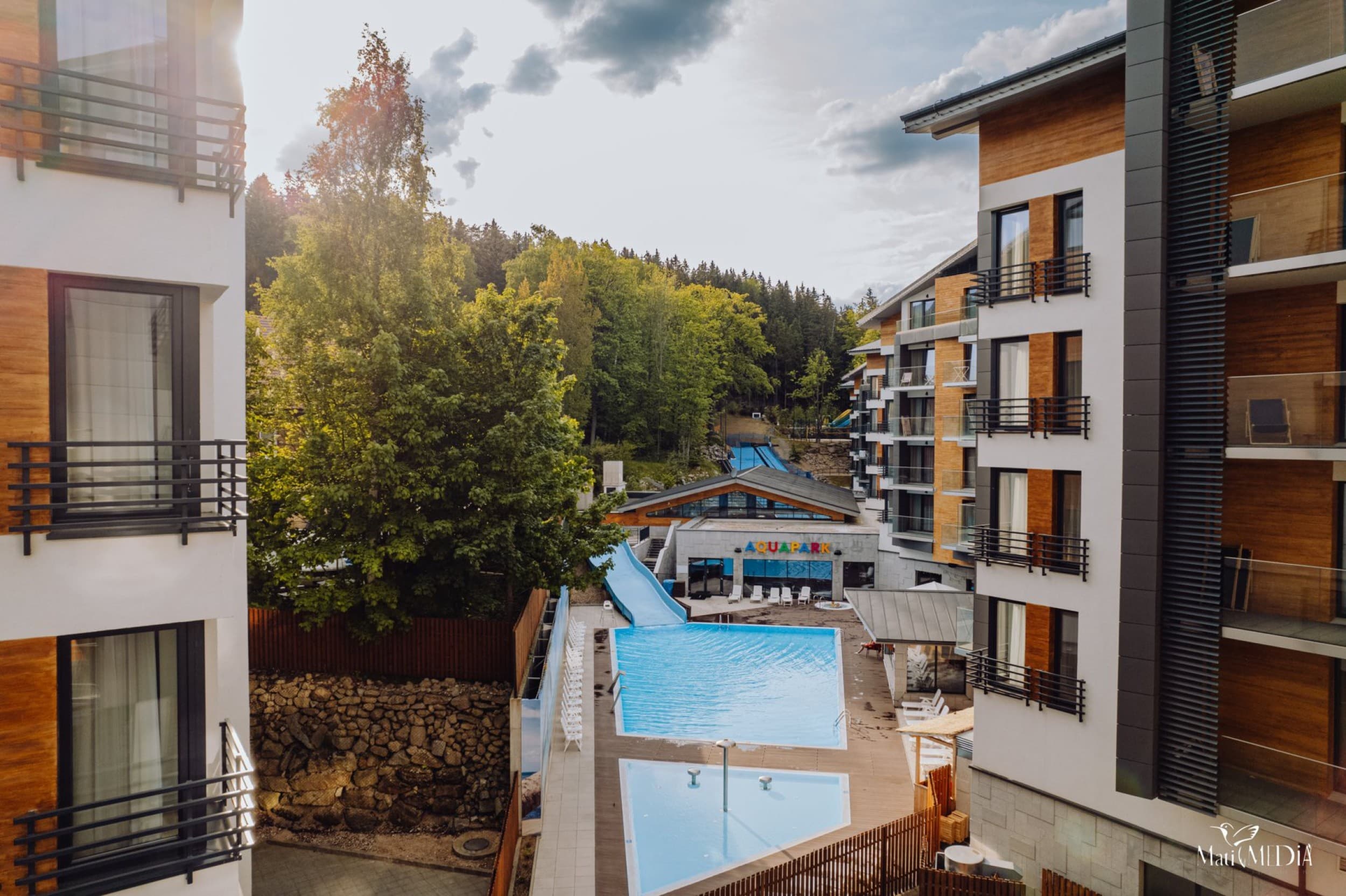 Luksusowy Pobyt (2 Noce, 2-4 Osoby) | Blue Mountain Resort | Szklarska Poręba | Wyjątkowy Prezent