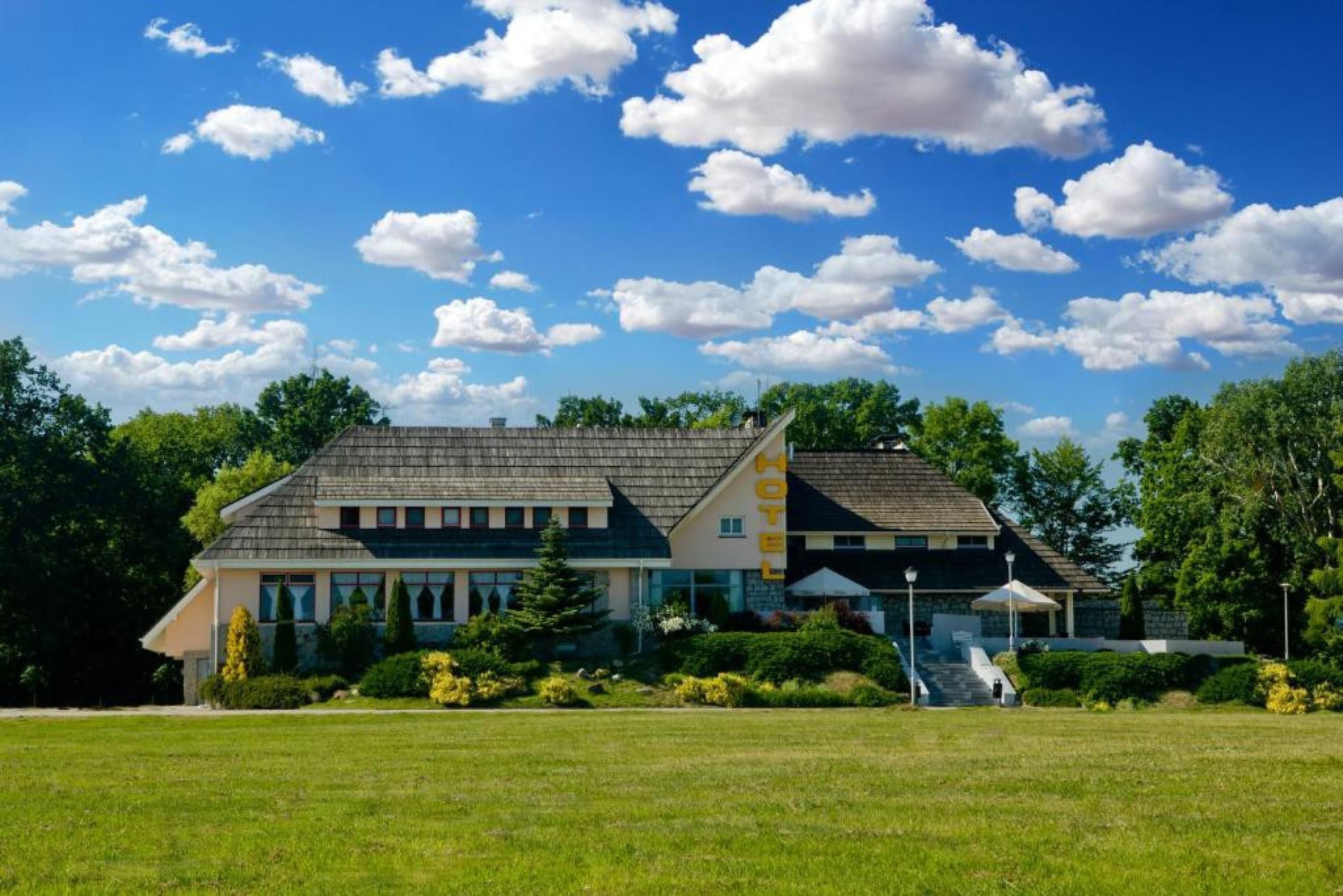 Urokliwy Pobyt (2 Noce, 2 Osoby) | Hotel Podjadek | Ostrów Wielkopolski | Wyjątkowy Prezent