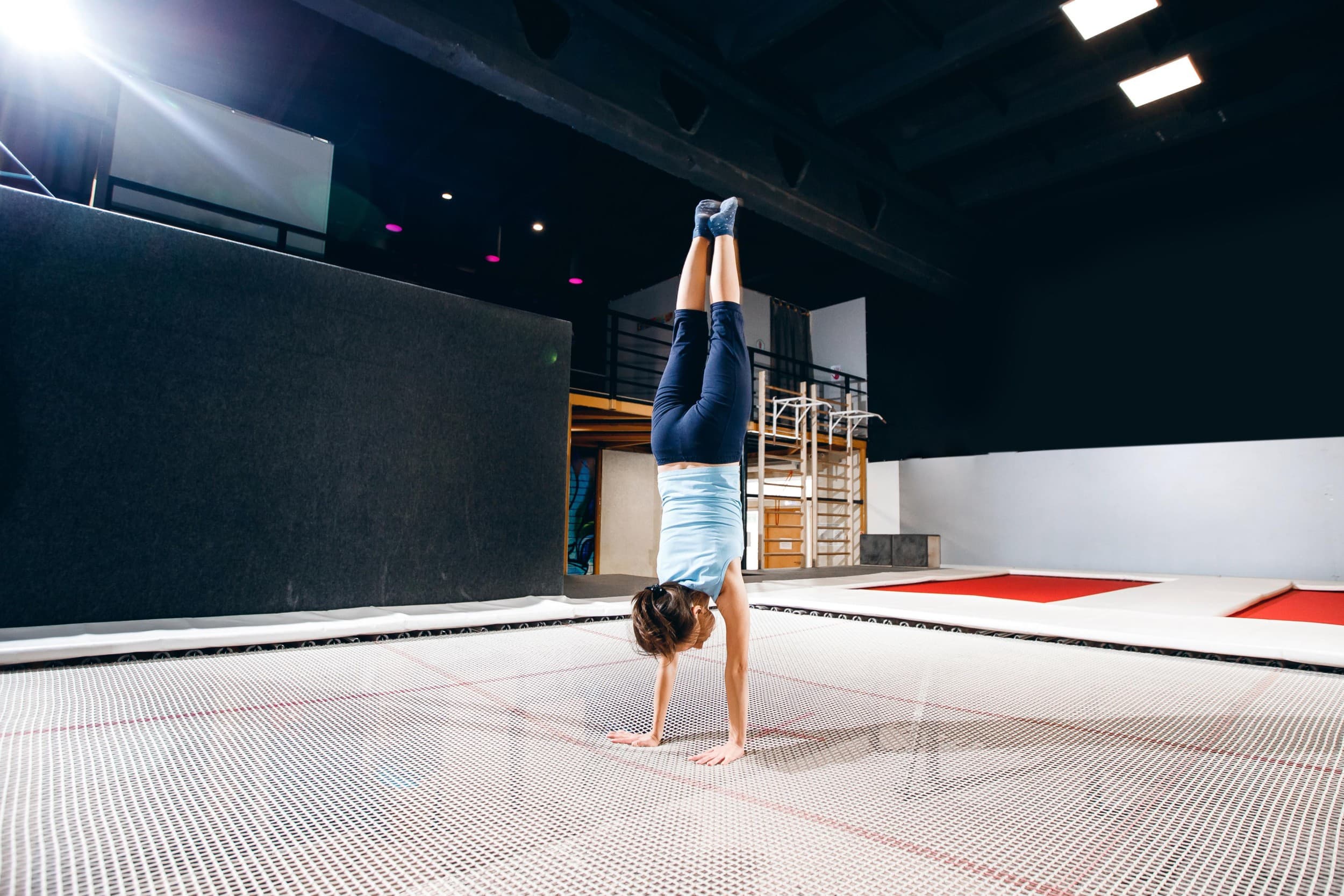 Szalona Zabawa w Parku Trampolin | Warszawa