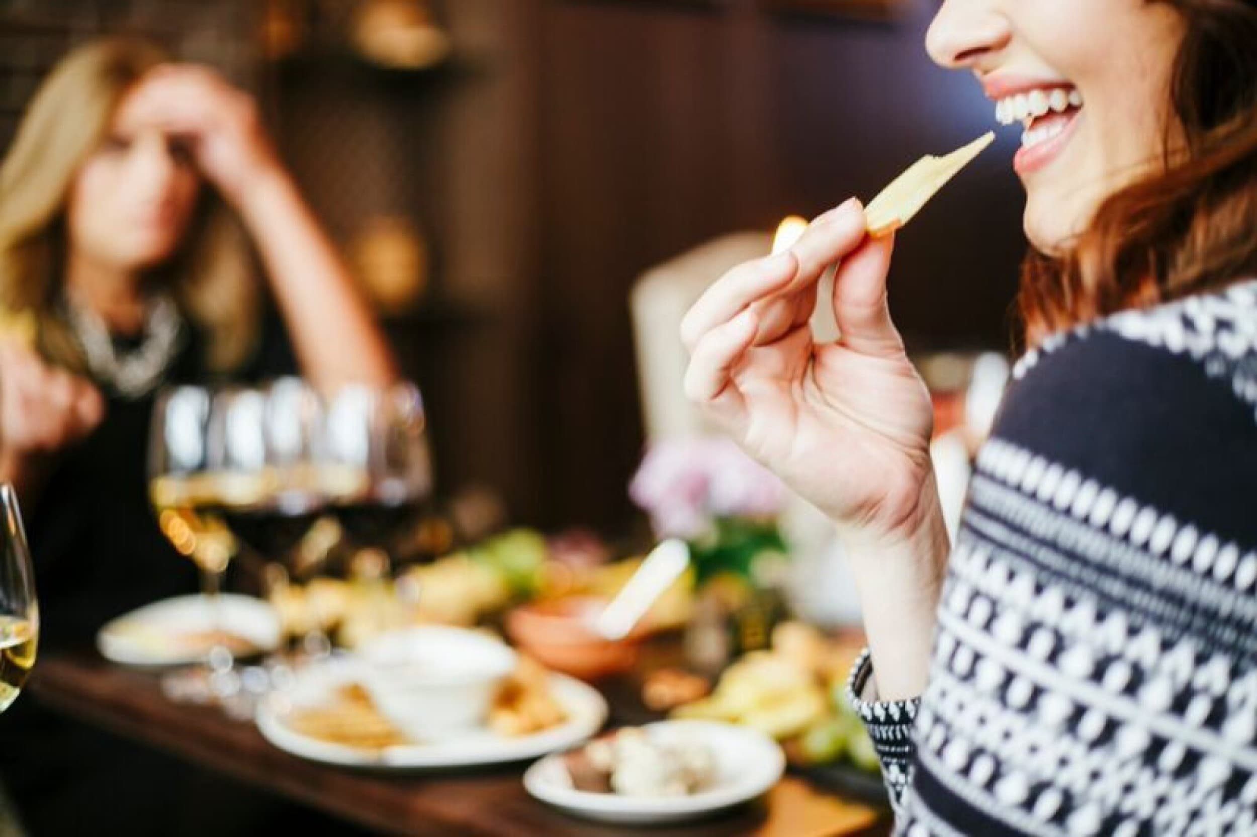 Degustacja Serów i Wina dla Dwojga | Warszawa | Wyjątkowy Prezent