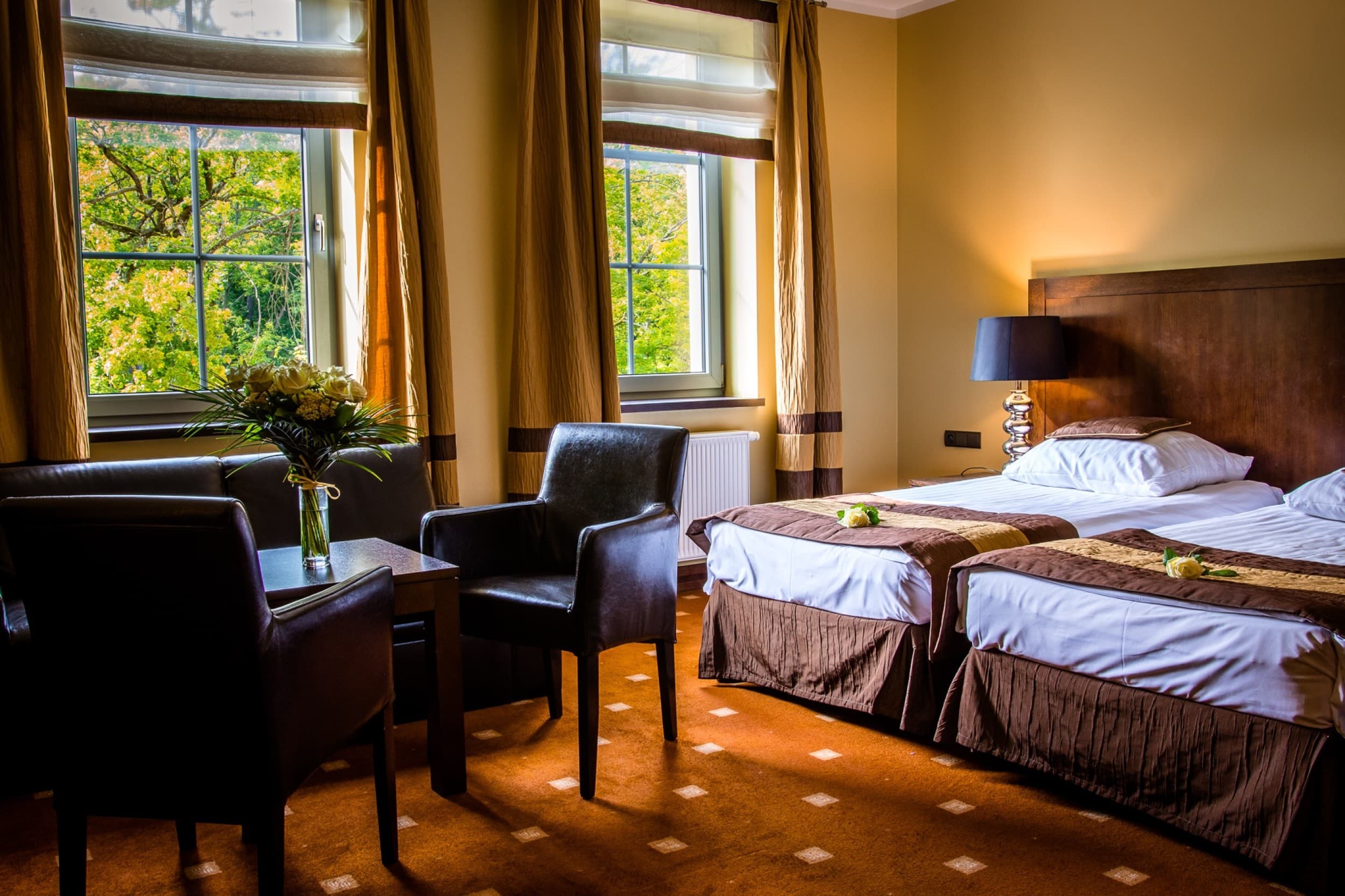 Wystrzałowy Pobyt (2 Noce, 2 Osoby) | Hotel Spa Medical Dwór Elizy | Długopole-Zdrój  | Wyjątkowy Prezent