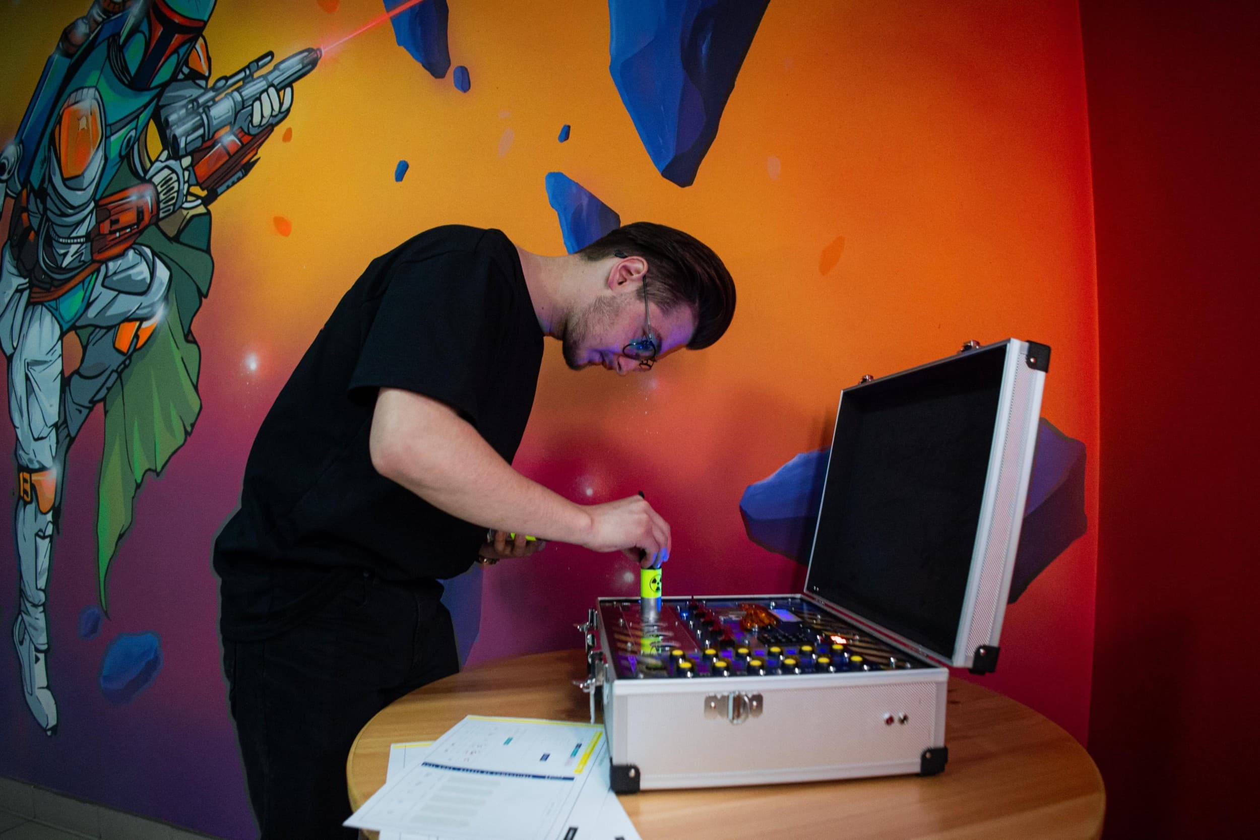 Paintball Laserowy "Nuclear Box – Magiczna Walizka" | Lublin | Wyjątkowy Prezent