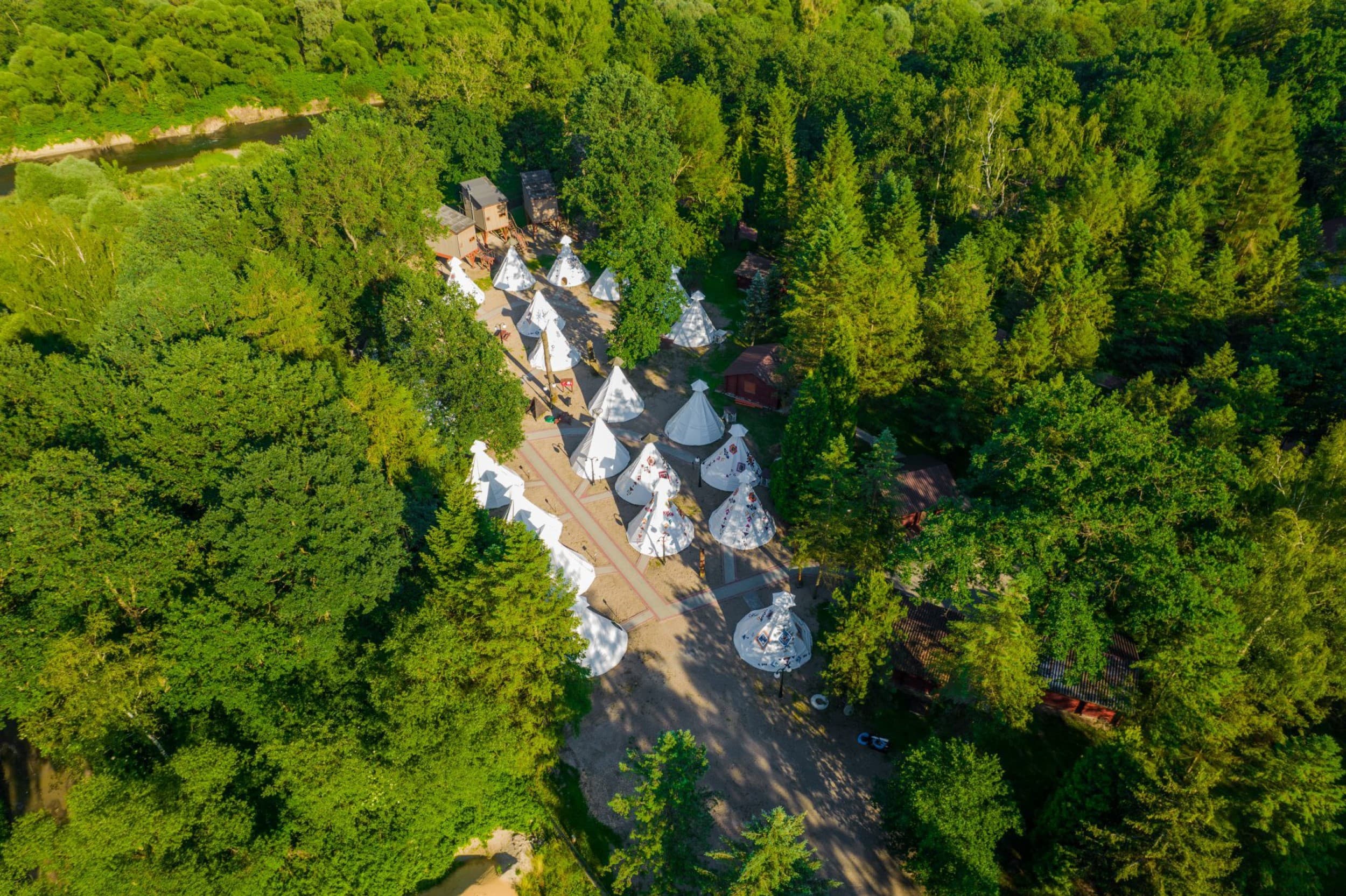 Pobyt w Indiańskim Tipi (2 Noce, 1-4 Osoby) | River Park | Zator