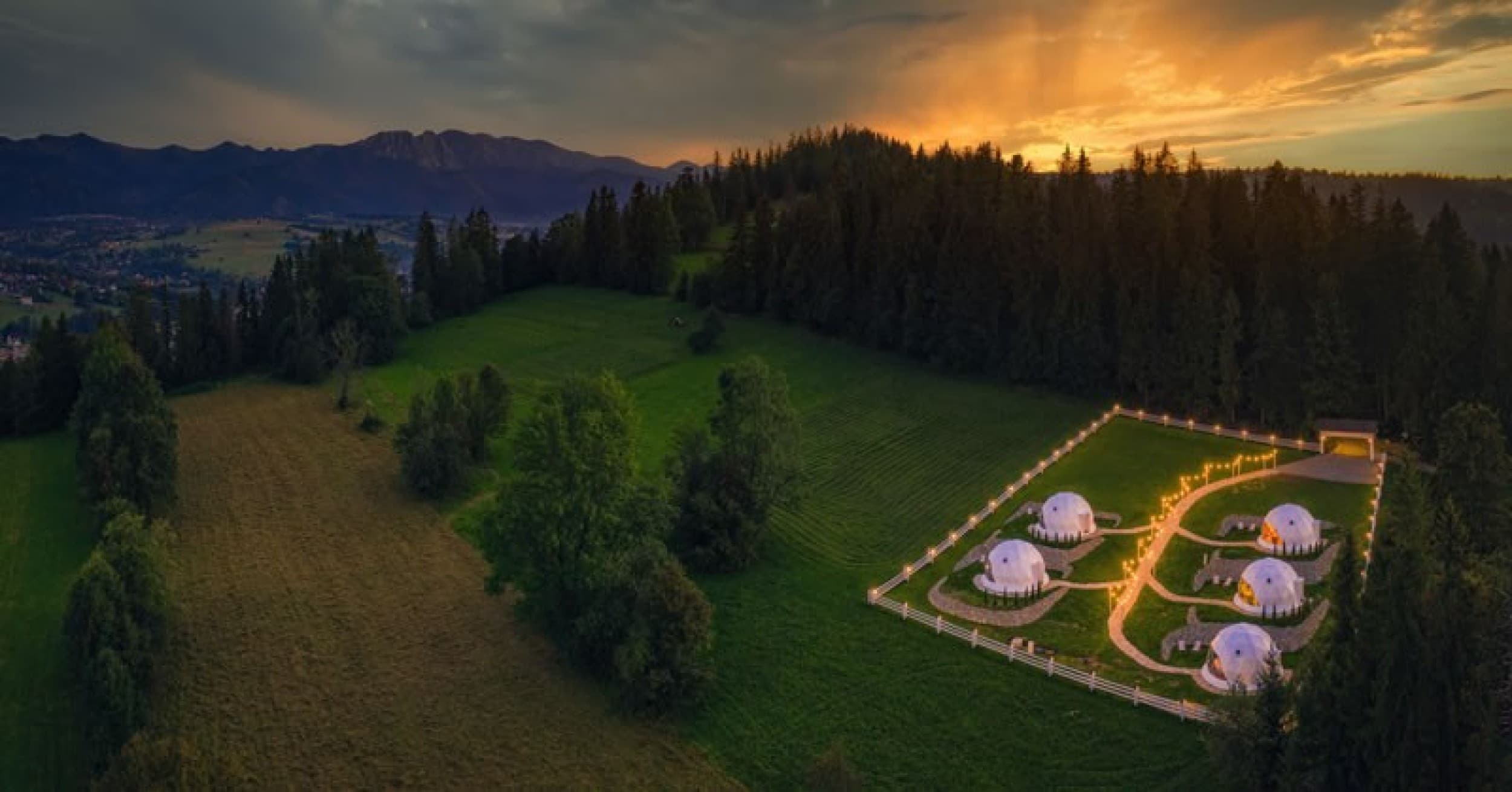 Odprężający Glamping (2 Noce, 2 Osoby) | Mountain Glamp | Poronin | Wyjątkowy Prezent
