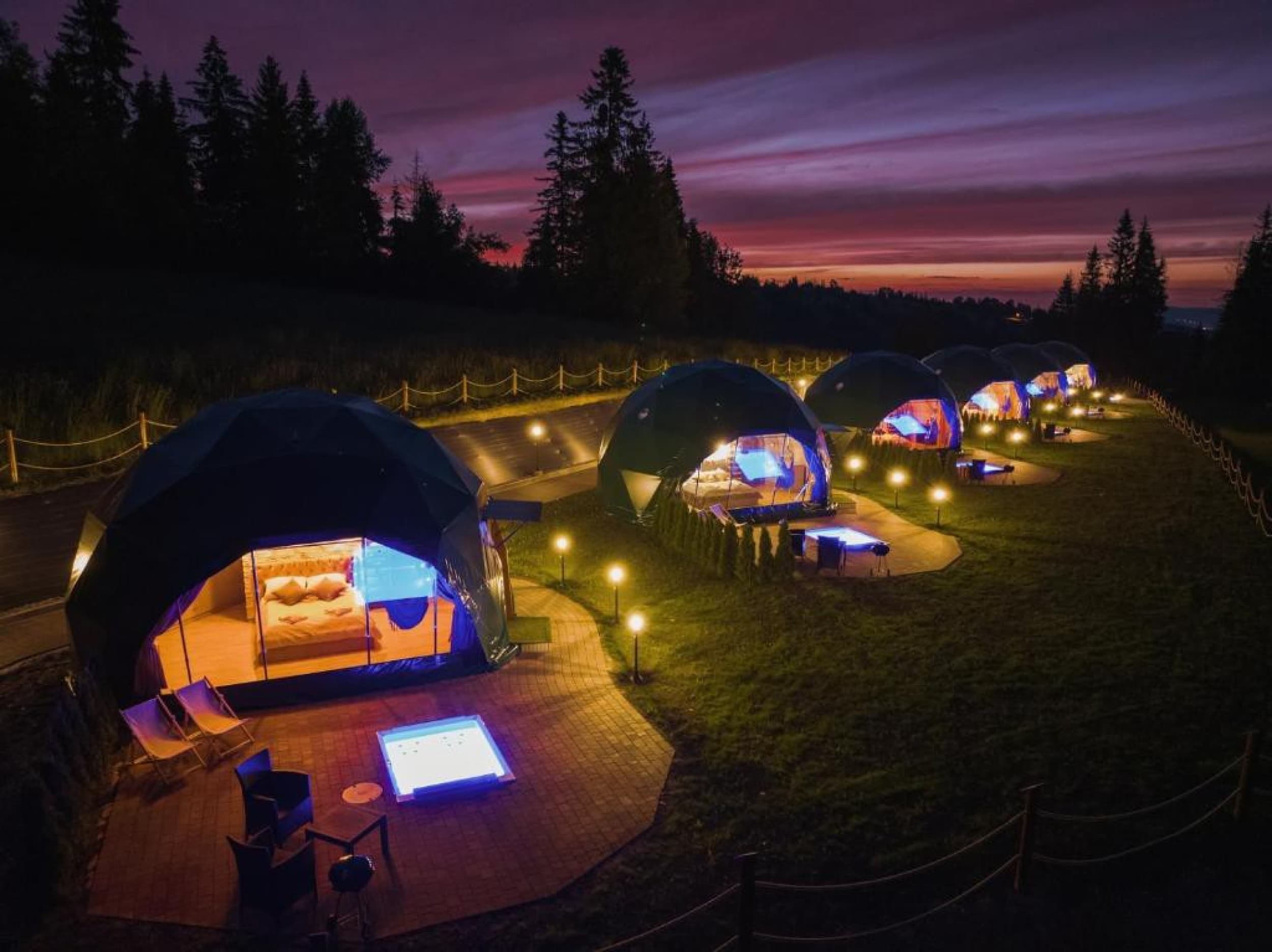 Relaksujący Glamping (2 Noce, 2 Osoby) | Peak Glamp | Poronin | Wyjątkowy Prezent