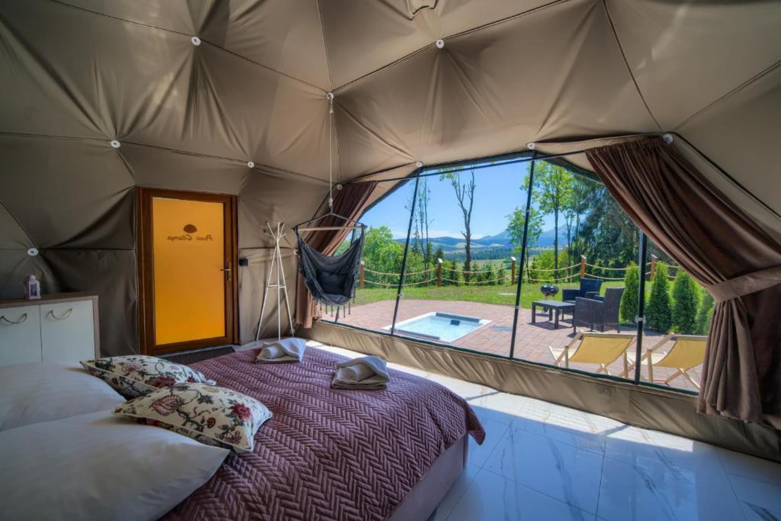 Relaksujący Glamping (2 Noce, 2 Osoby) | Peak Glamp | Poronin | Wyjątkowy Prezent