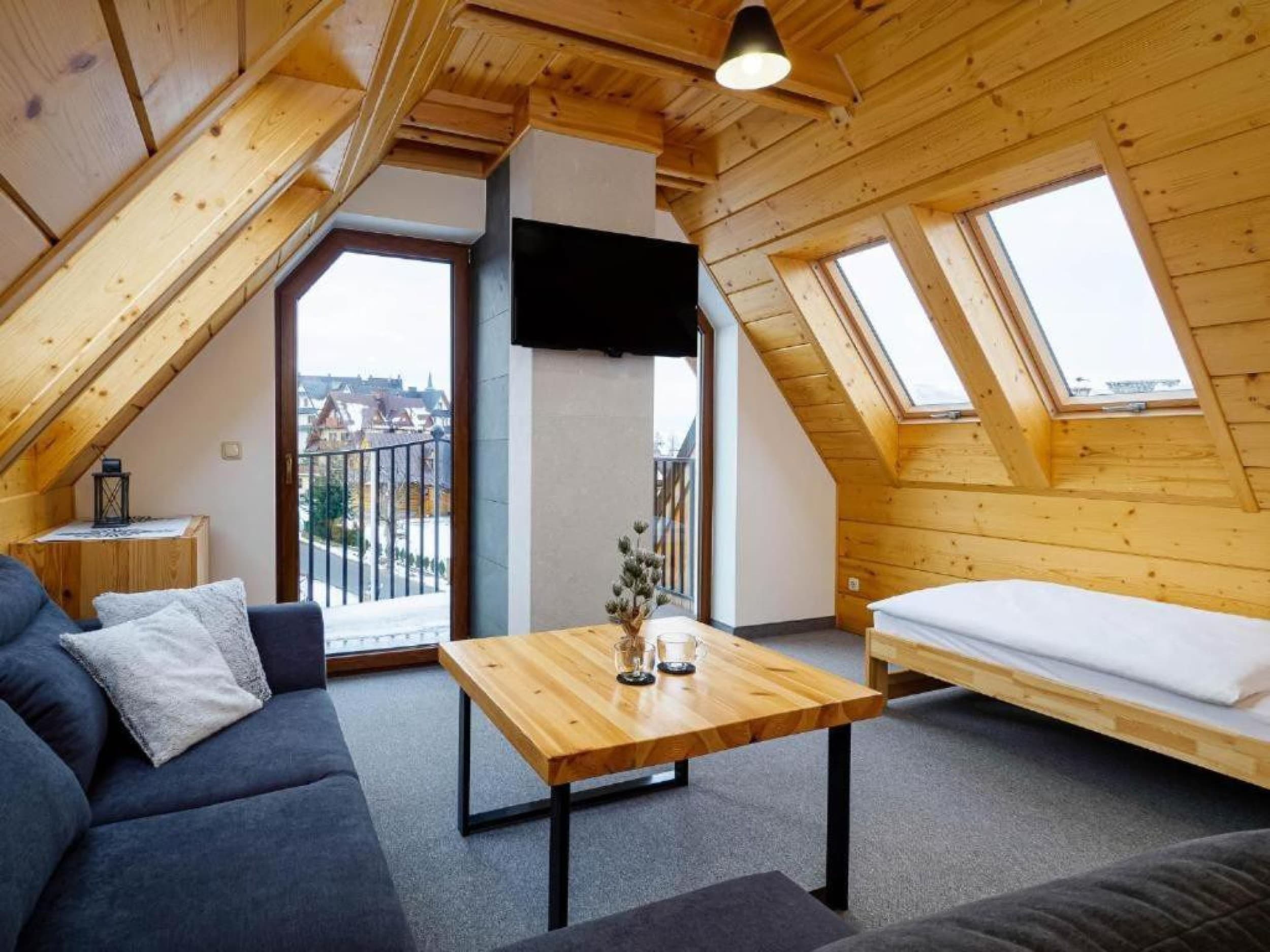 Rekreacyjny Pobyt (2 Noce, 2 Osoby) | Golden Apartments | Zakopane