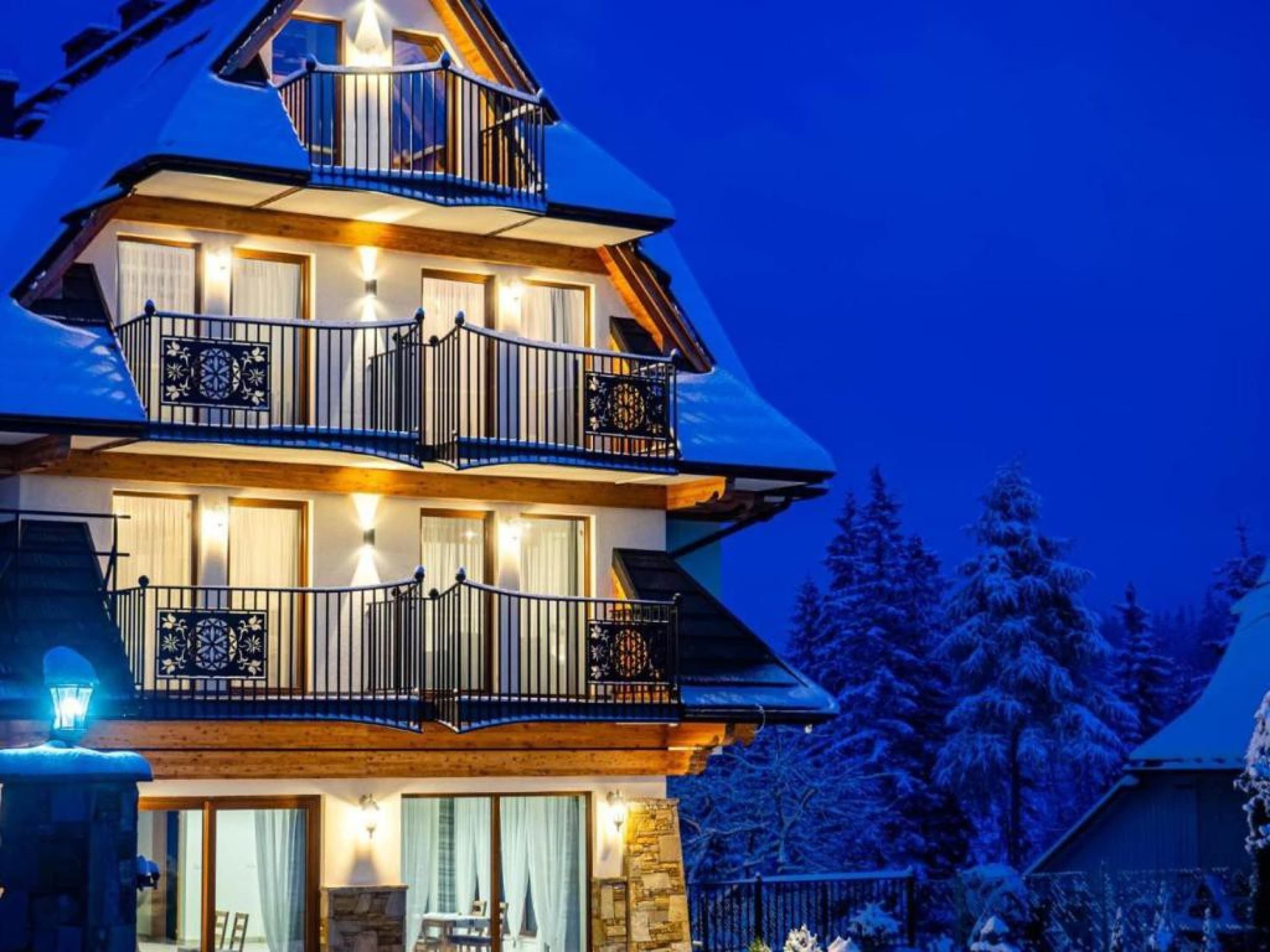 Rekreacyjny Pobyt (2 Noce, 2 Osoby) | Golden Apartments | Zakopane