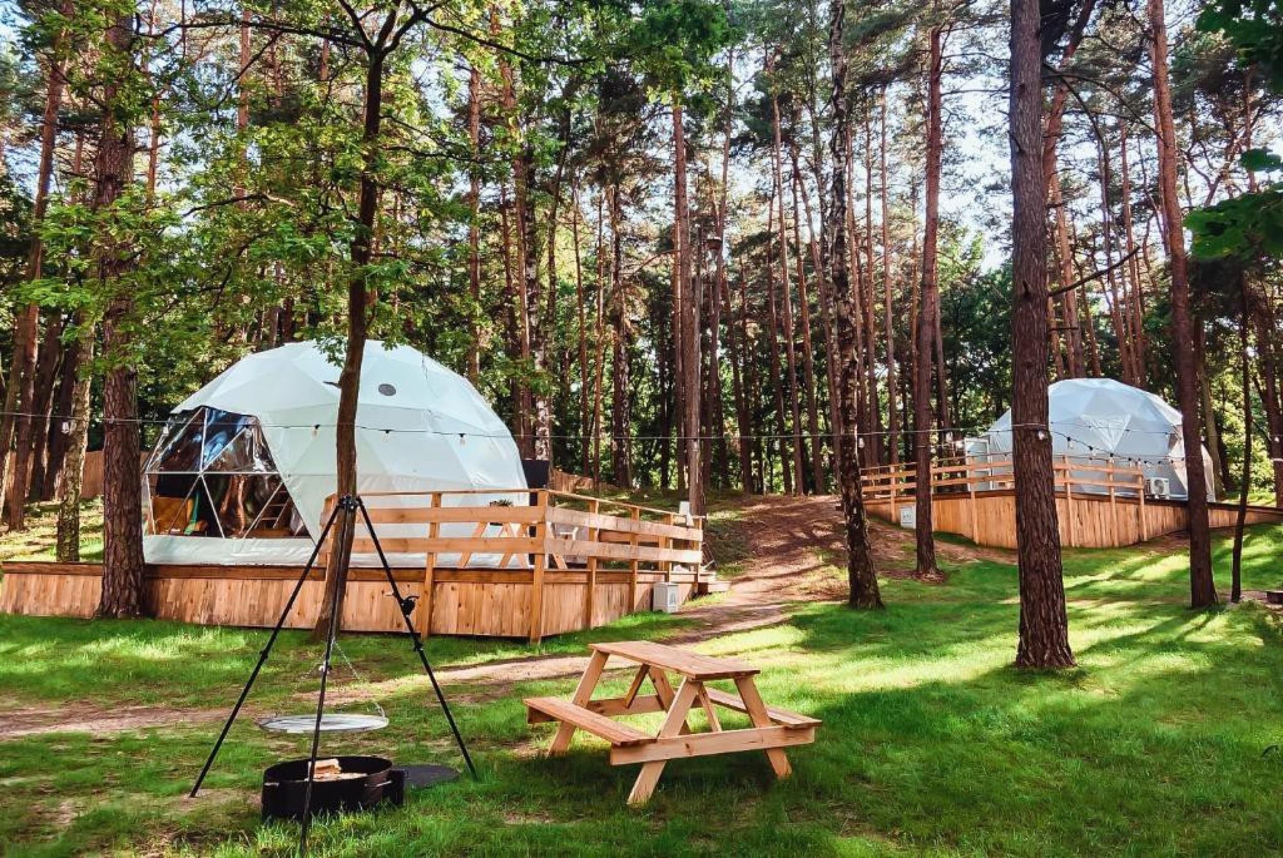 Odprężający Glamping (1 Noc, 1-4 Osoby) | Planeta Glamping | Zalesie Górne | Wyjątkowy Prezent
