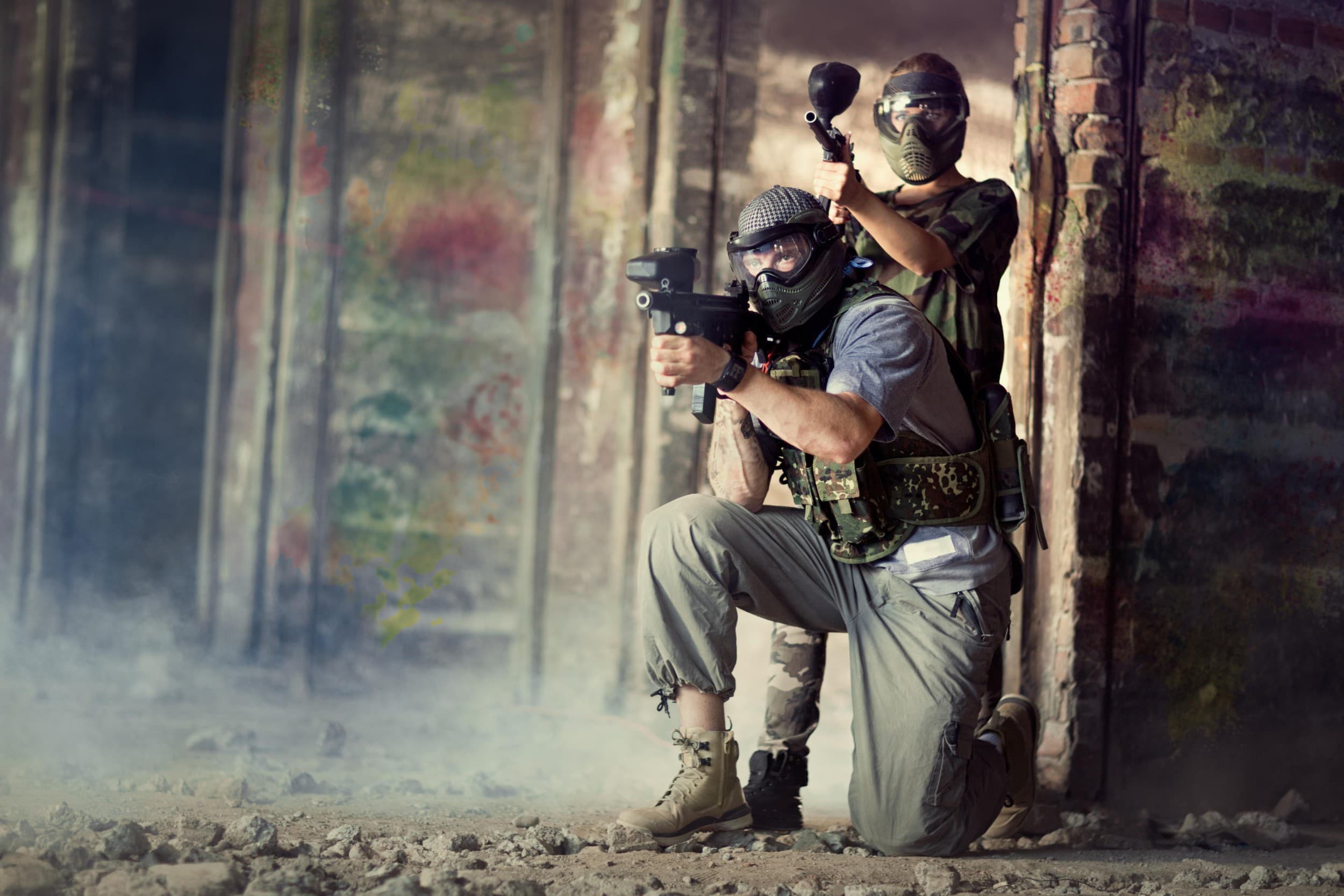 Poznaj Paintball dla Dwojga | Podstoła | Wyjątkowy Prezent