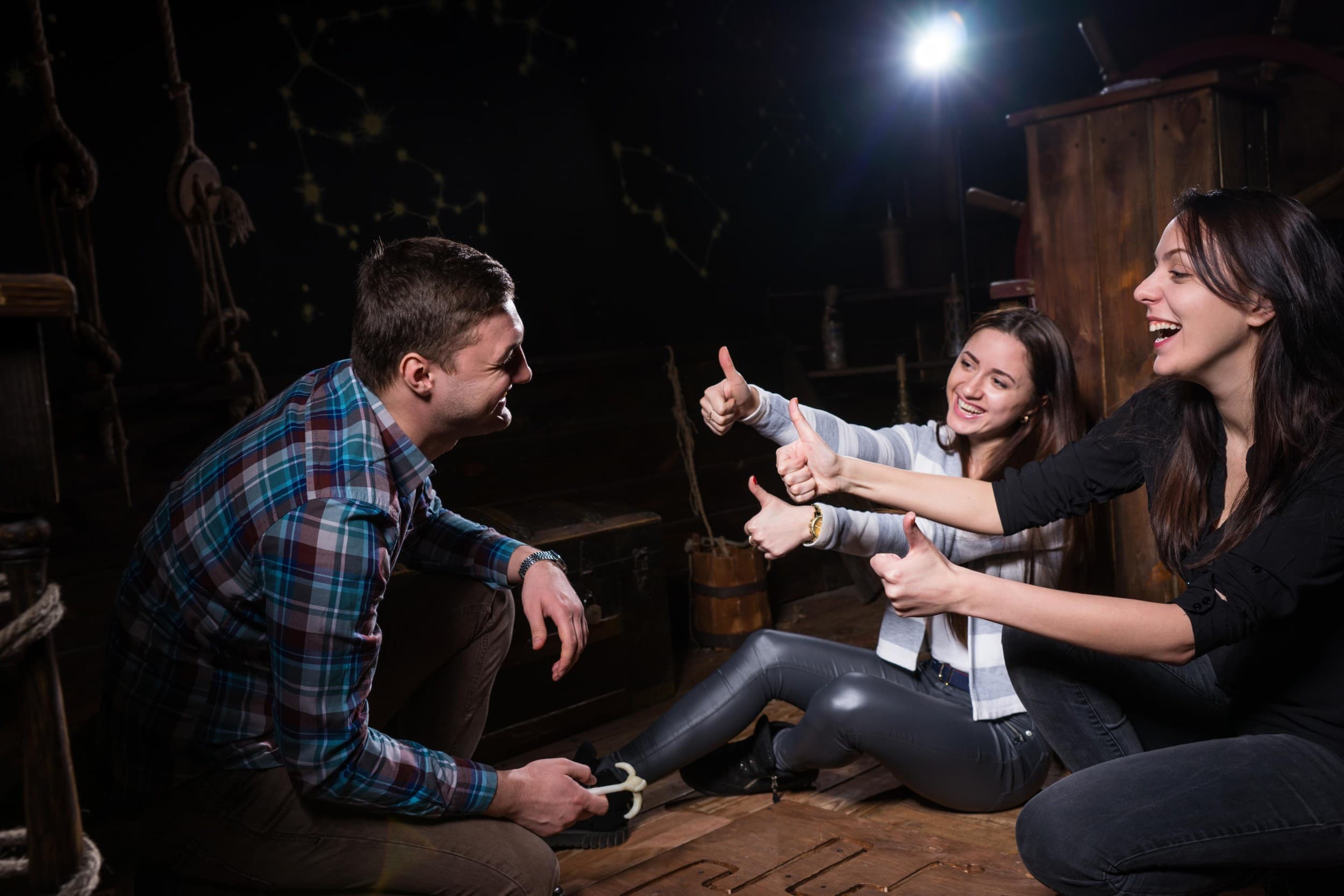 Przygoda w Escape Room "Opuszczona Klinika" dla Przyjaciół (4 osoby) | Kielce | Wyjątkowy Prezent