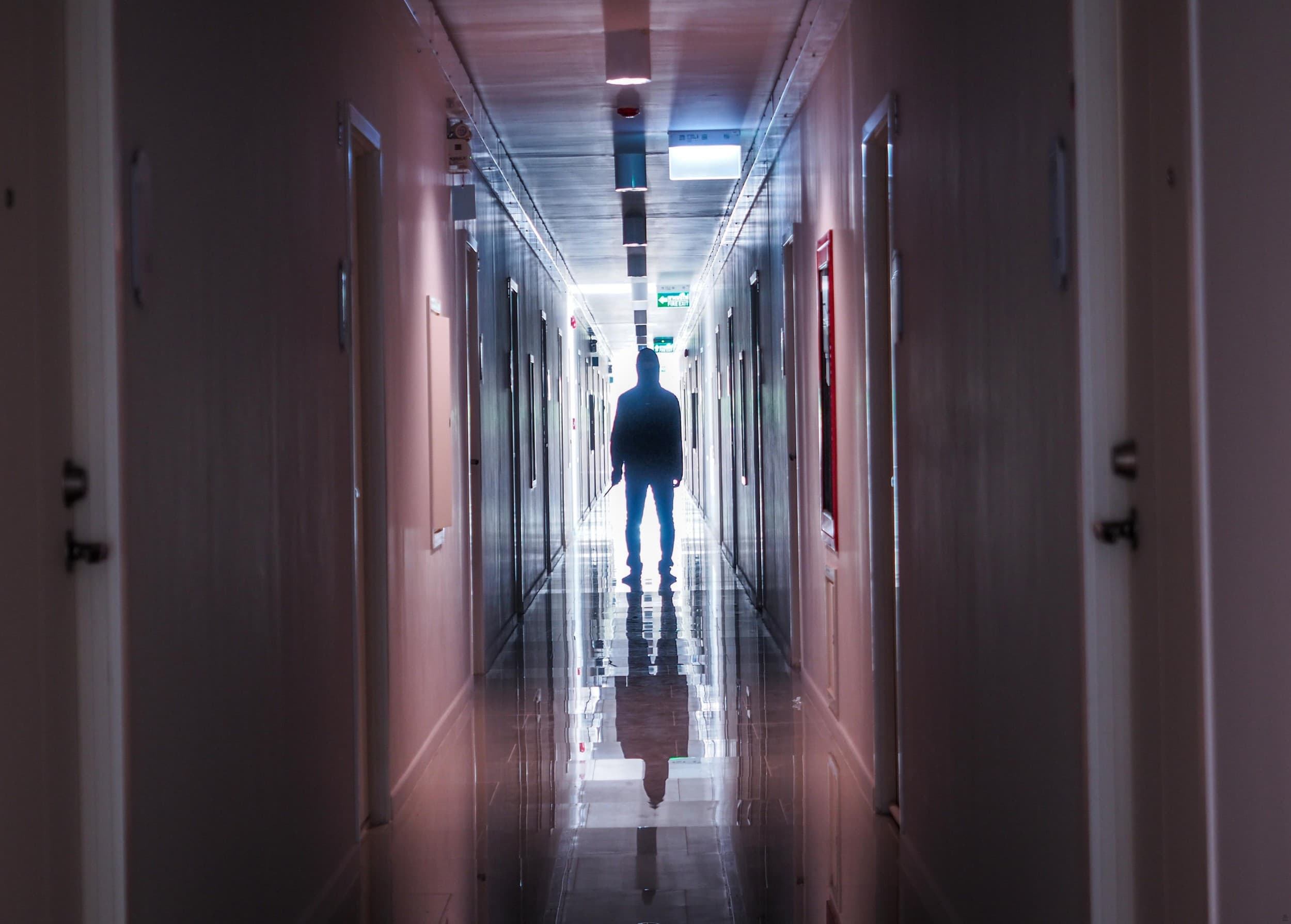 Przygoda w Escape Room "Dexter" dla Przyjaciół (3 osoby) | Kielce | Wyjątkowy Prezent