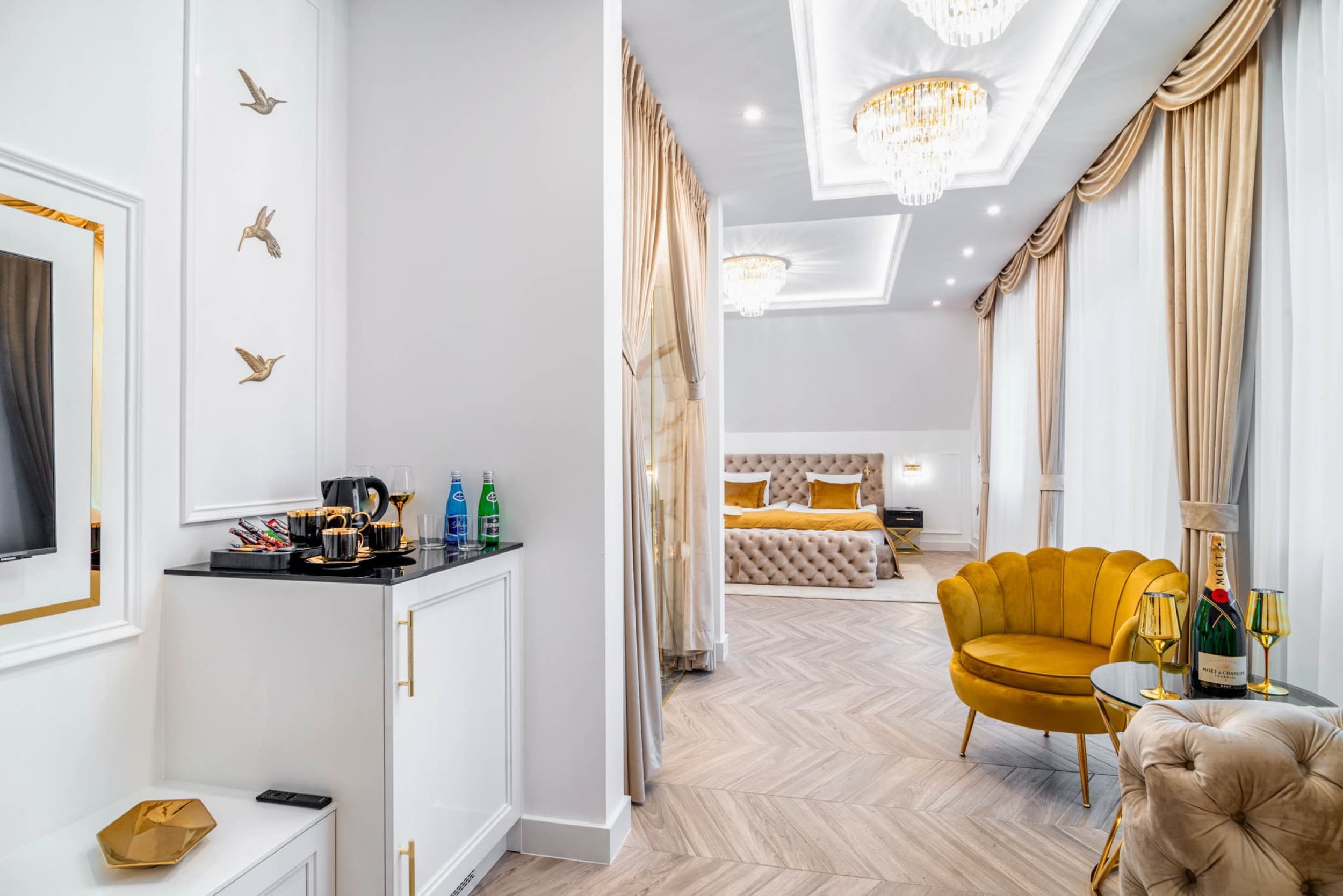 Odprężający Pobyt w Apartamencie z Jacuzzi (1 Noc, 2 Osoby) | Bulwar Residence | Kazimierz Dolny | Wyjątkowy Prezent