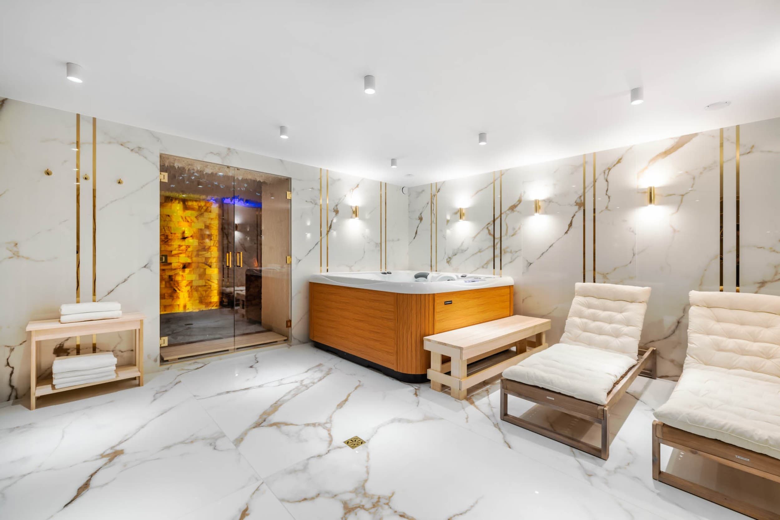 Odprężający Pobyt w Apartamencie z Jacuzzi (2 Noce, 2 Osoby) | Bulwar Residence | Kazimierz Dolny | Wyjątkowy Prezent