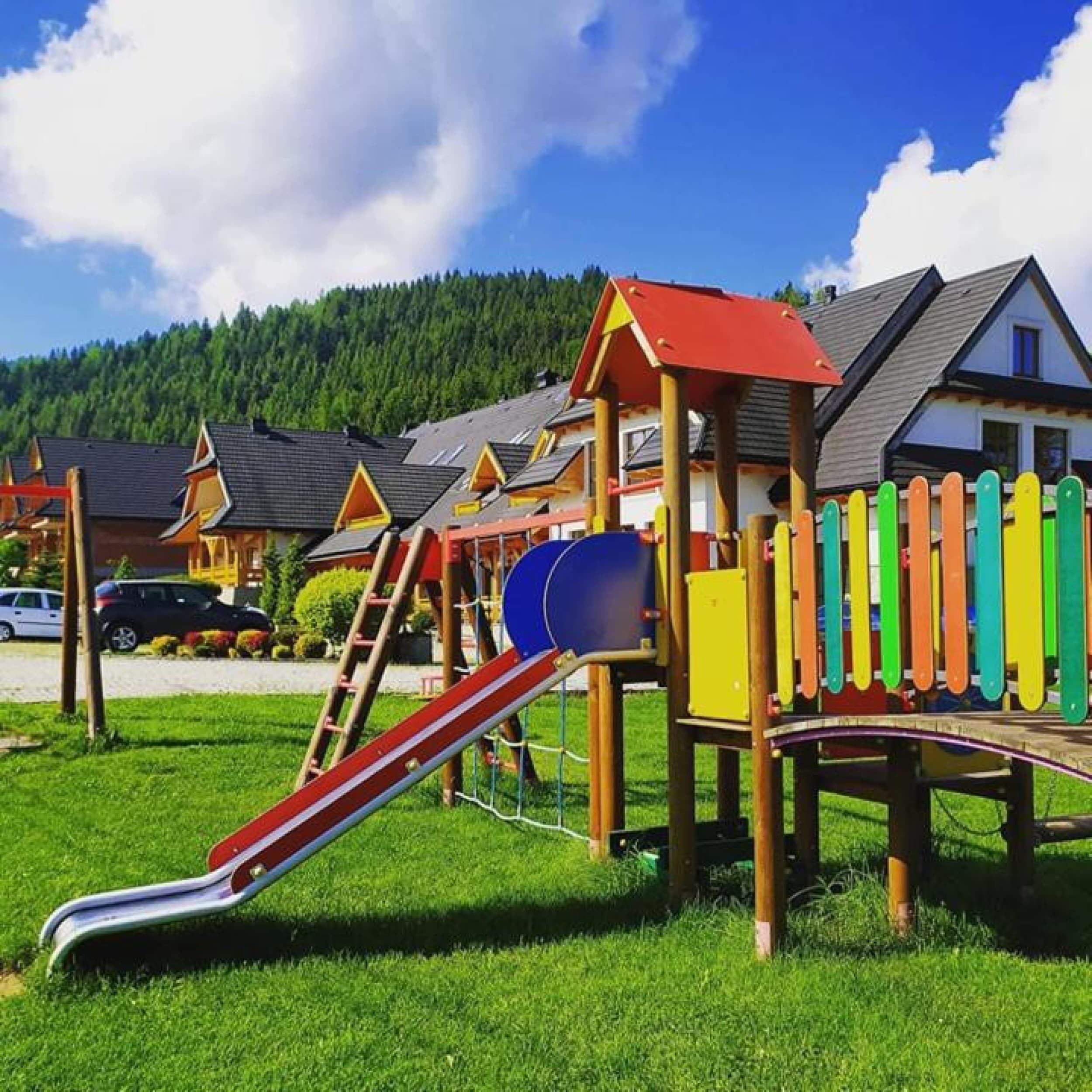 Romantyczny Pobyt (2 Noce, 2 Osoby) | Hotel Górski Raj | Poręba Wielka | Wyjątkowy Prezent