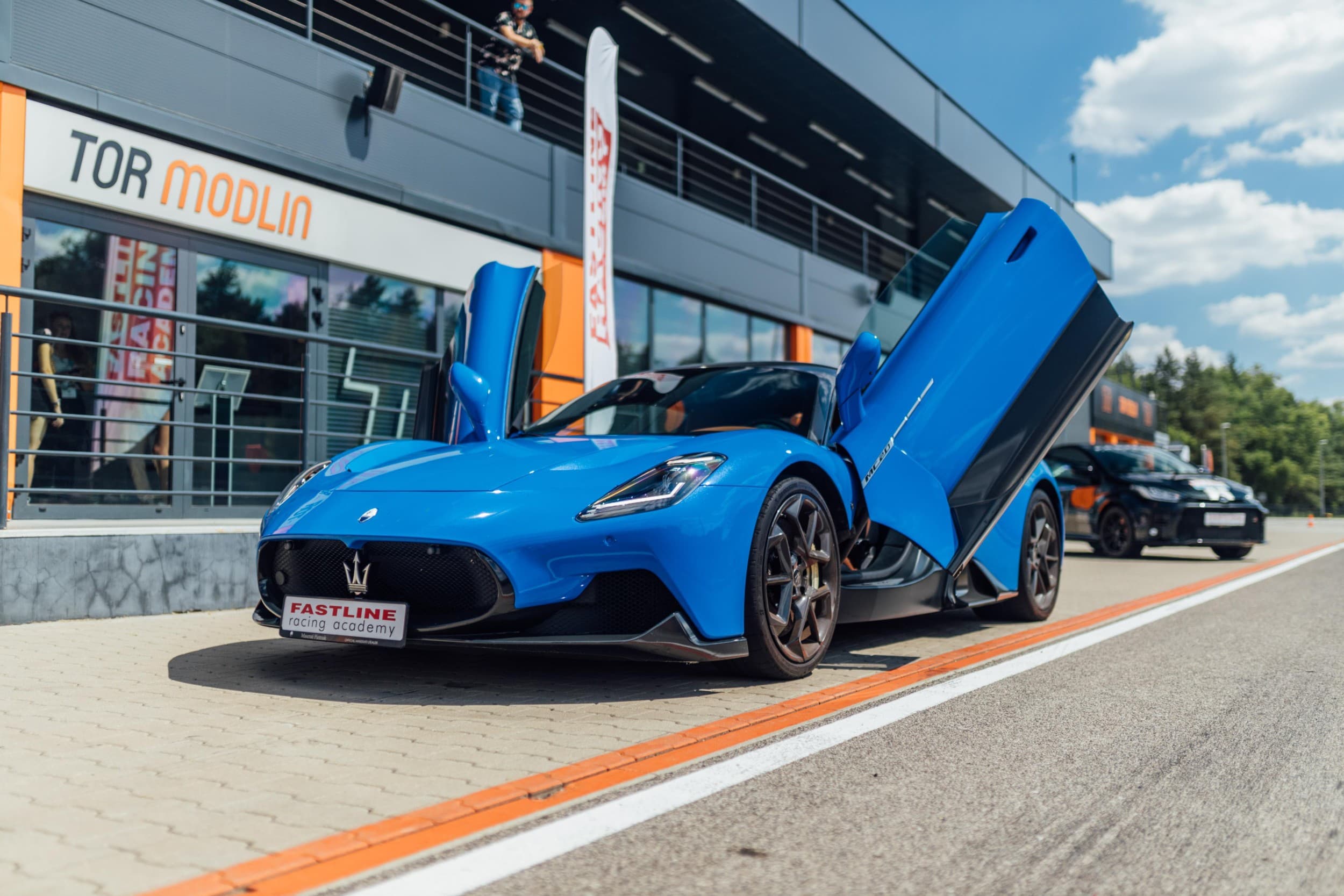 Jazda Maserati MC20 na Torze Głównym (1 okrążenie) | Poznań (okolice) | Wyjątkowy Prezent