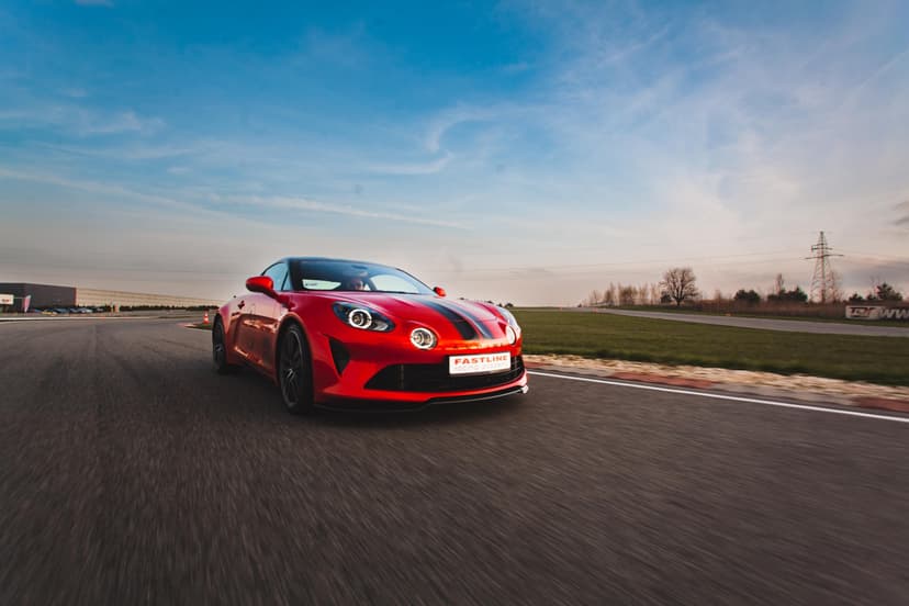 Jazda Alpine A110 (2 okrążenia) | Wiele Lokalizacji