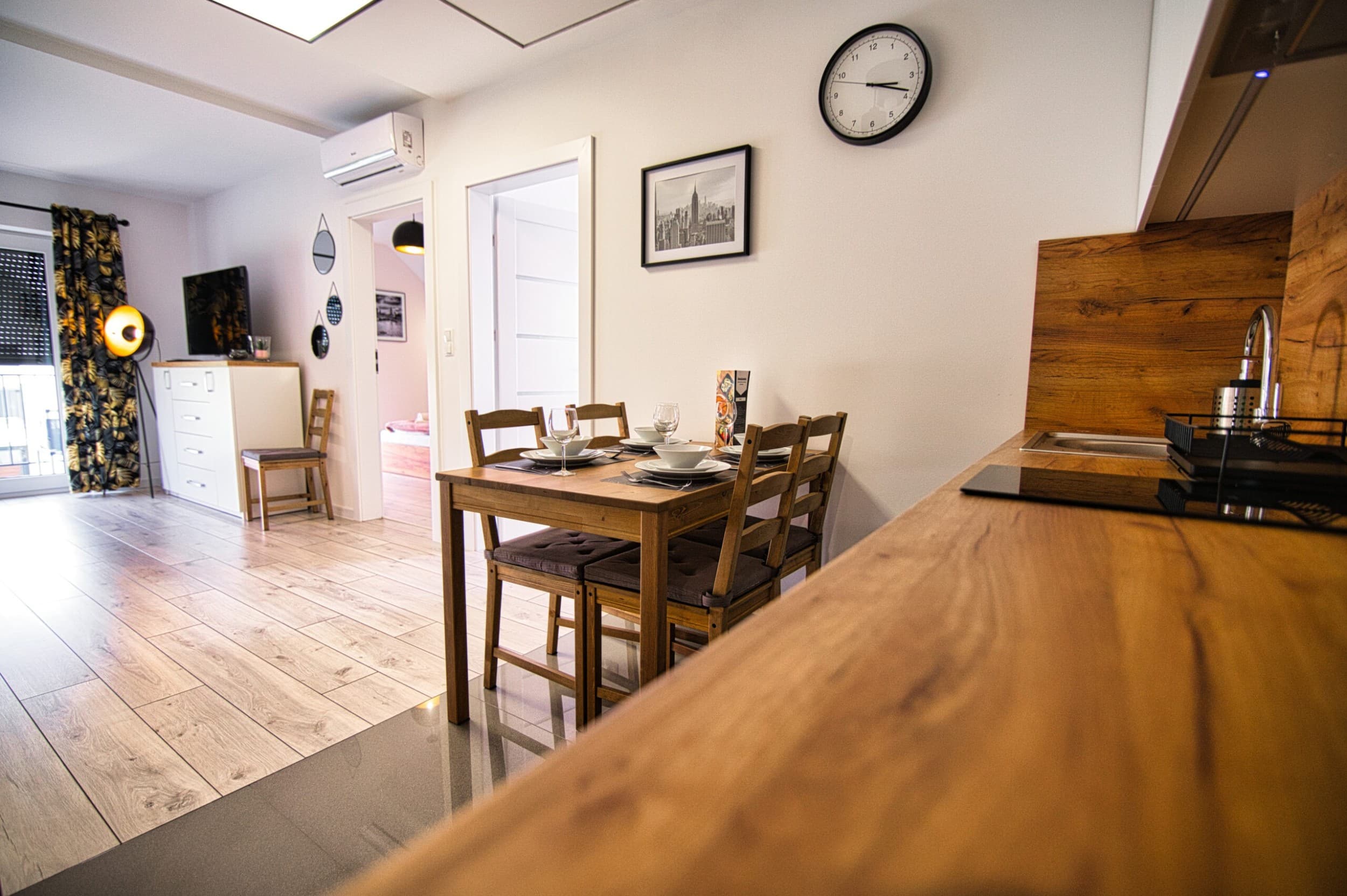 Pobyt w Apartamencie (1 Noc, 2 Osoby) | Blue Sky Apartamenty | Gierałtowiczki