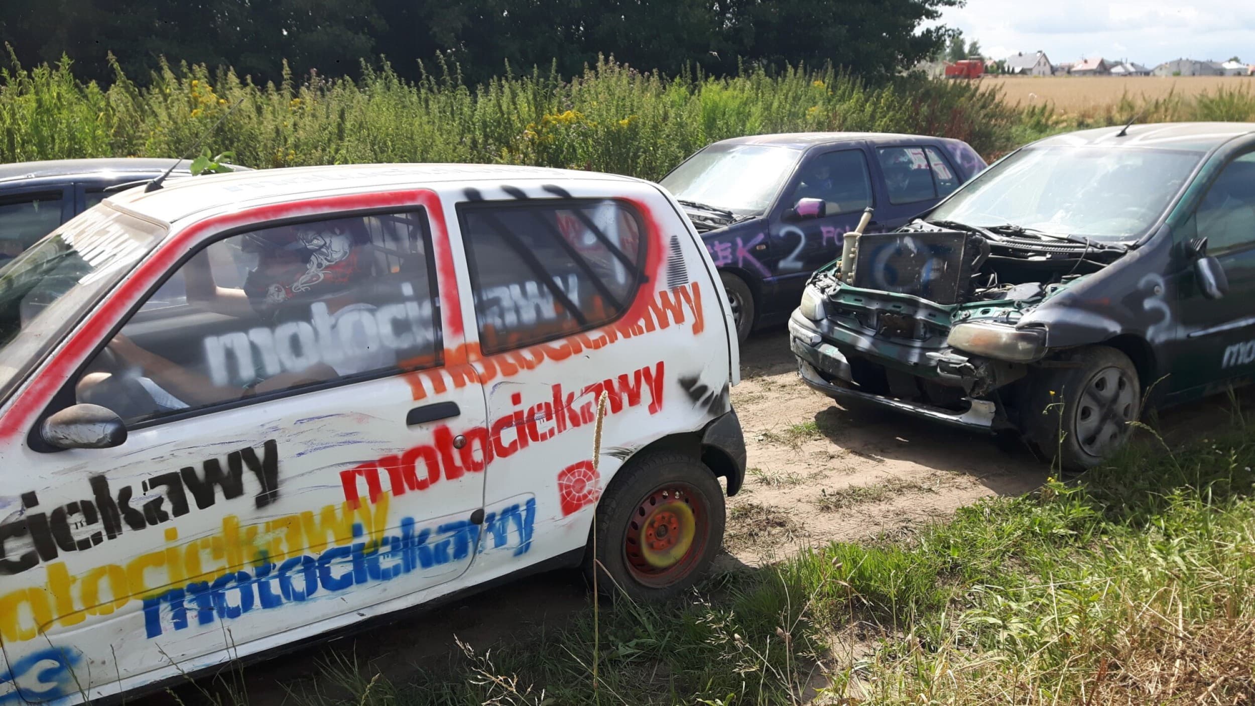 Udział w Wyścigu Wrak Race | Płońsk | Wyjątkowy Prezent