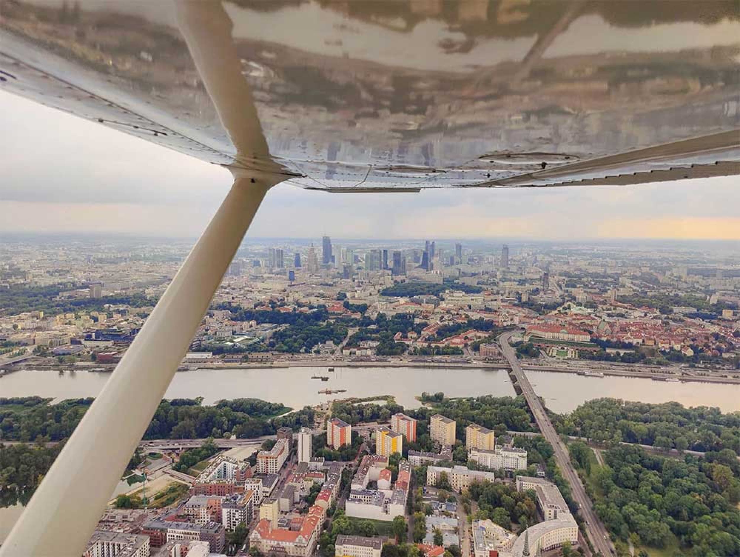 Lot Widokowy Samolotem nad Wisłą (15 minut) | Warszawa