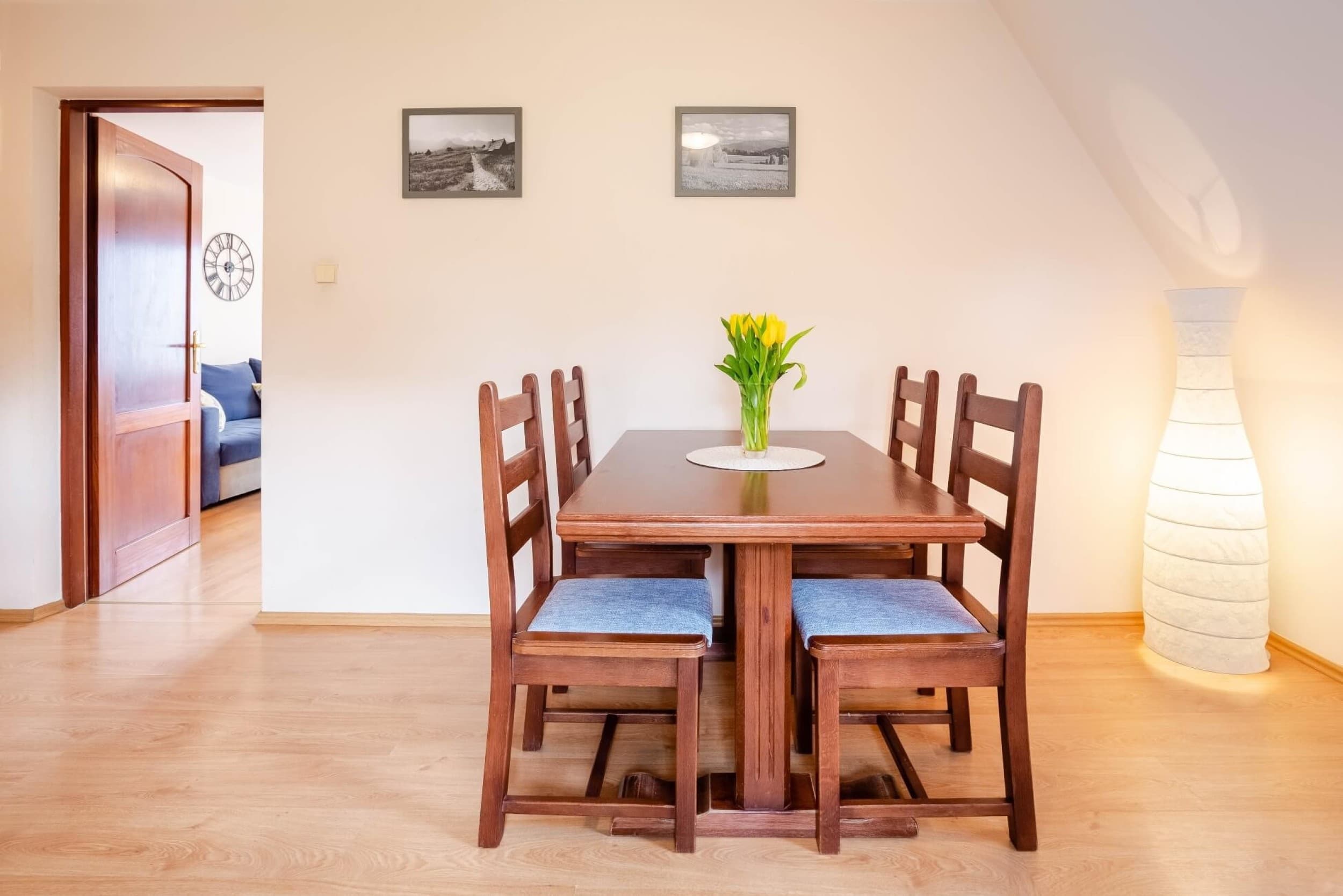 Pobyt w Górach dla Rodziny (3 Noce, 1-5 Osób) | Apartamenty Velvet | Kościelisko